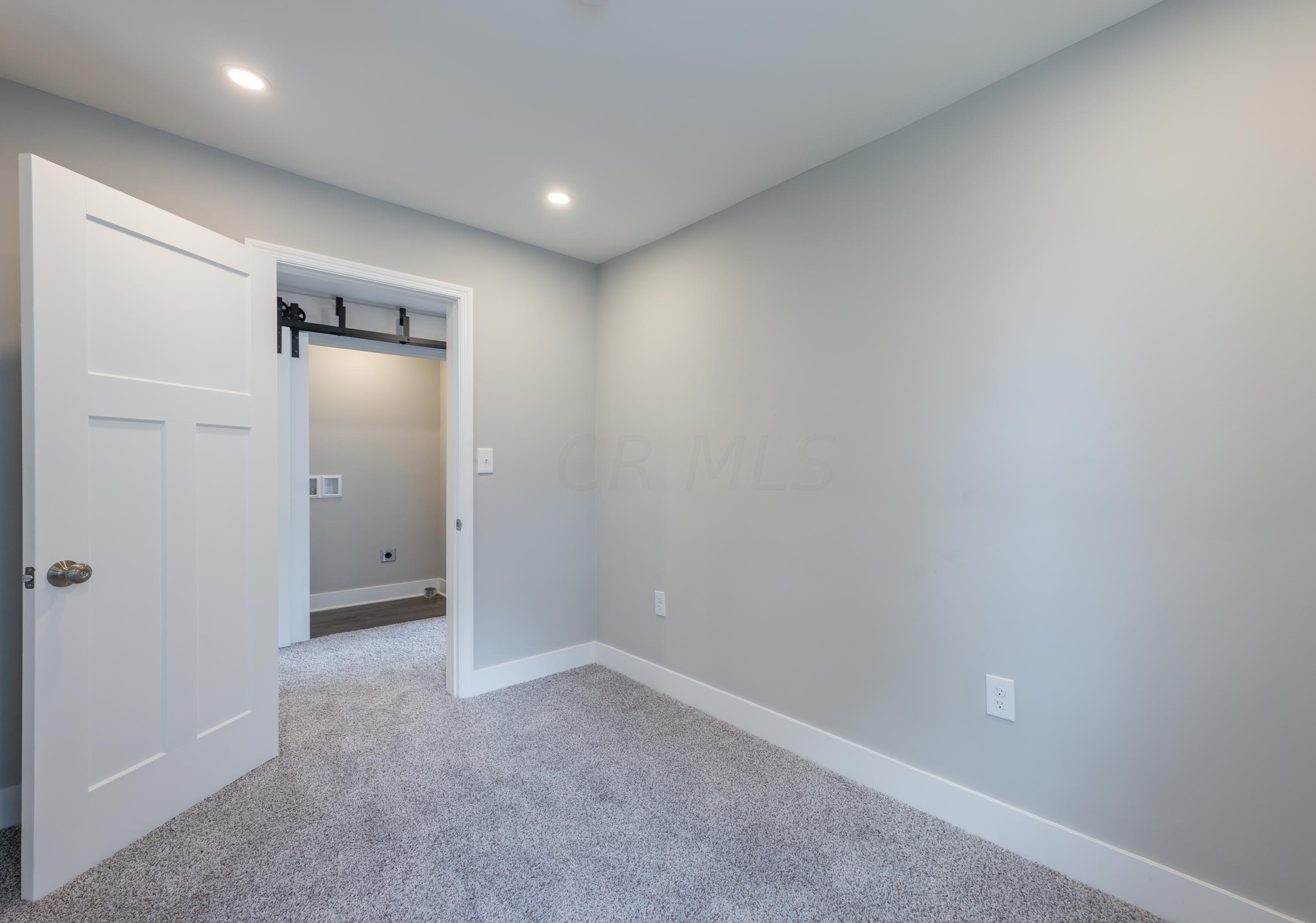 1930 Floral Ave, Columbus OH  43223-1245 exterior