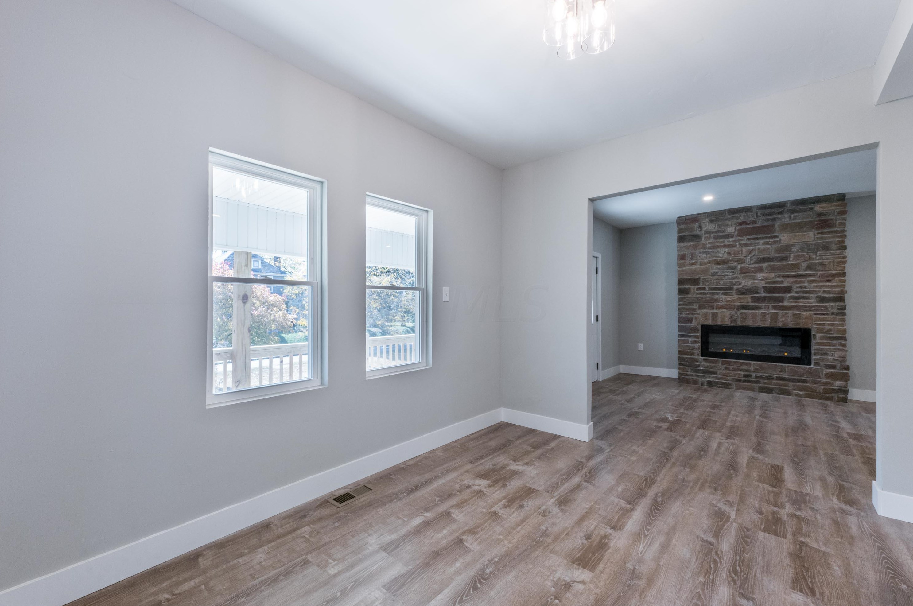 1930 Floral Ave, Columbus OH  43223-1245 exterior