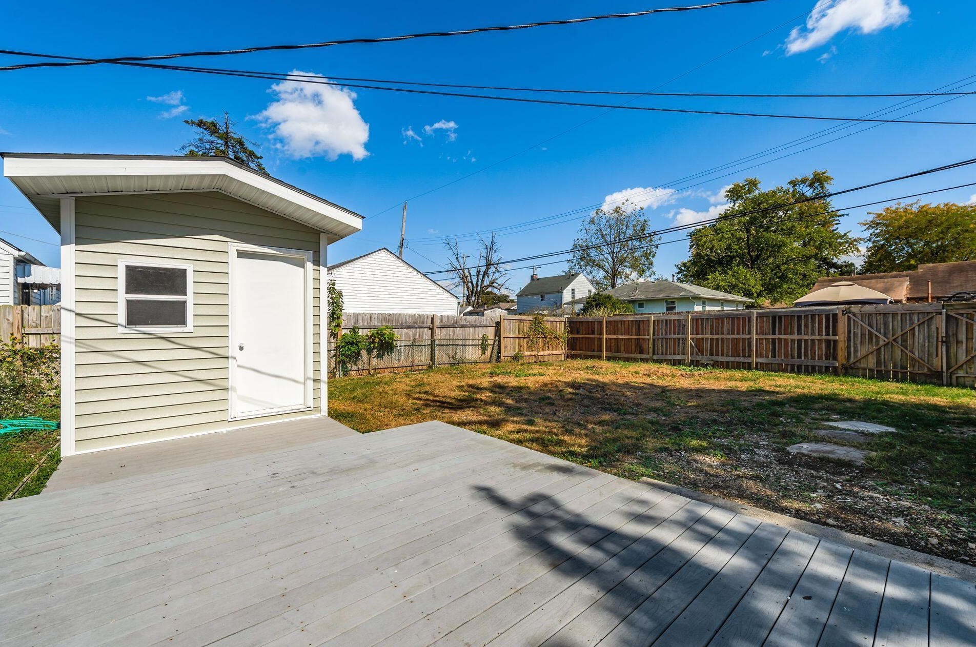 958 Erickson Ave, Columbus OH 43213-3026 exterior