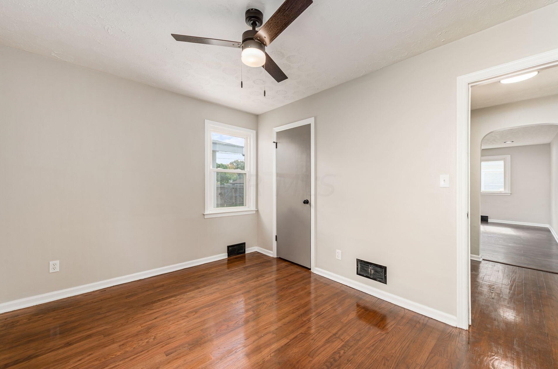 958 Erickson Ave, Columbus OH 43213-3026 exterior