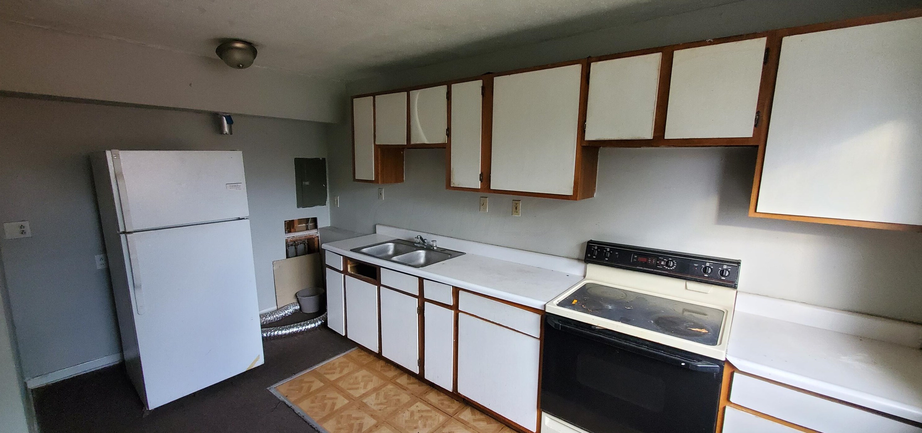 946 Mayfield Pl, Columbus OH 43209-2342 exterior