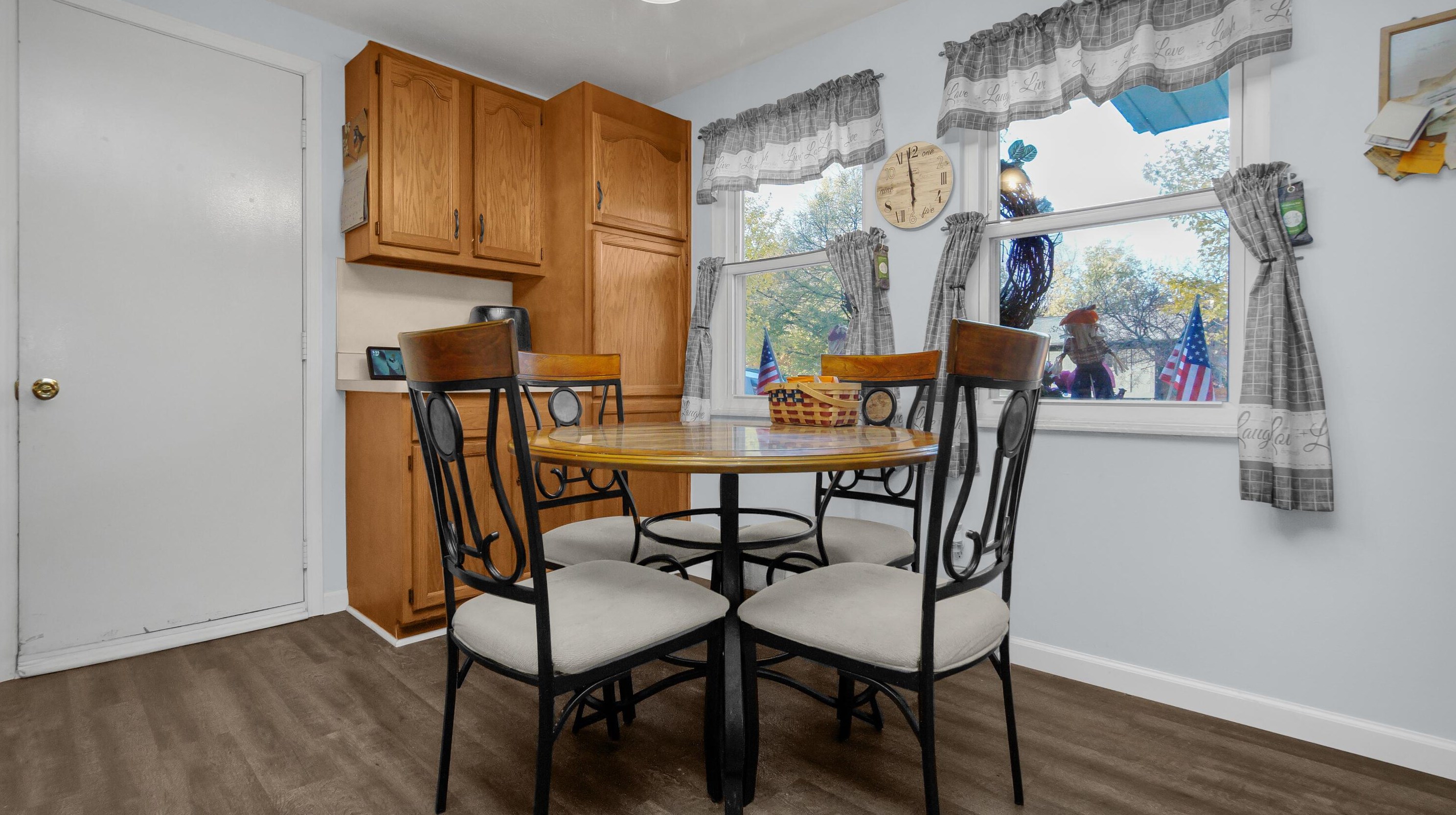 1483 Cranwood Dr, Columbus OH 43229-2153 exterior