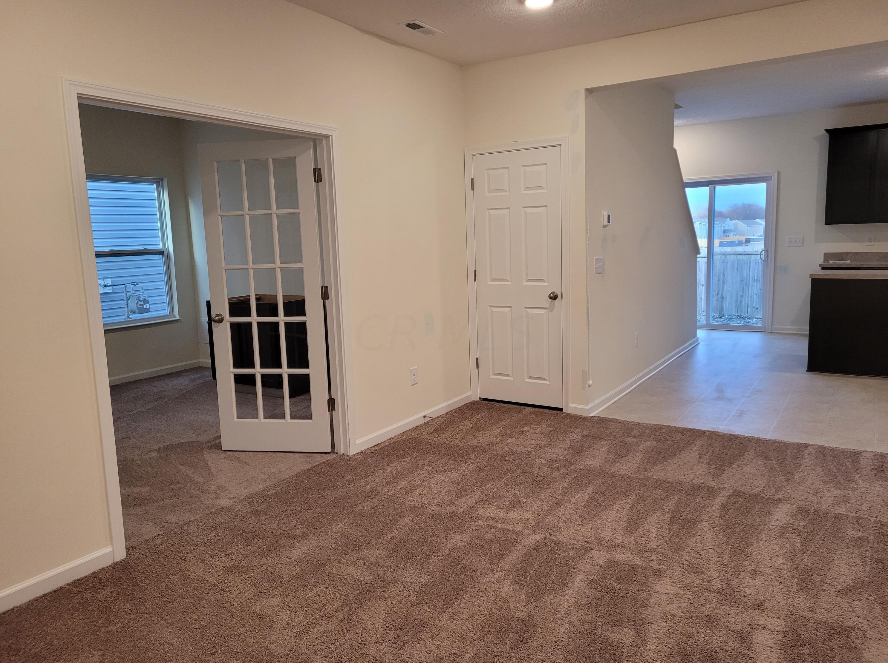 2912 Horsham Dr, Darbydale OH  43123-2116 exterior