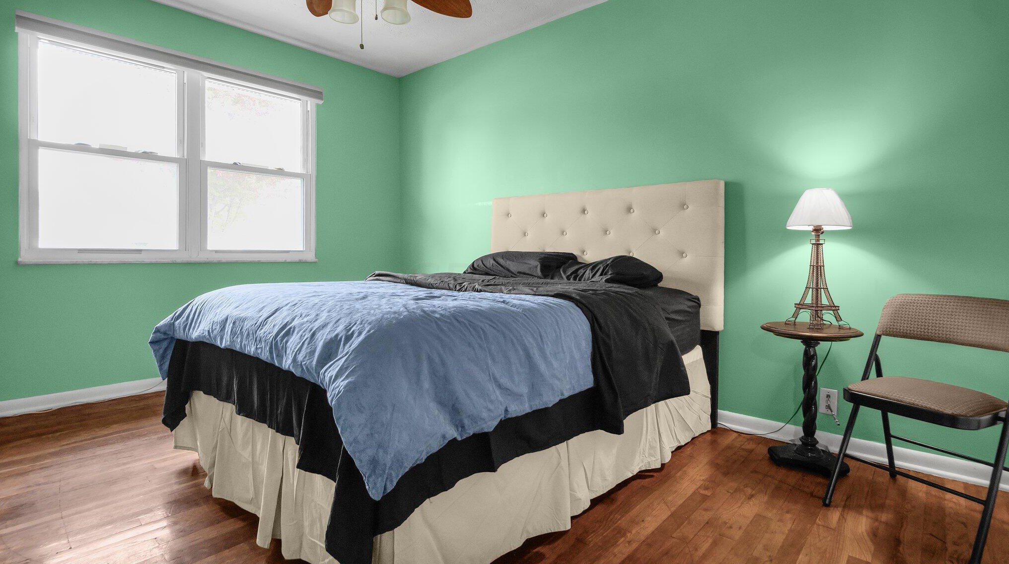 3949 Hillman Rd, Columbus OH 43207-4170 exterior