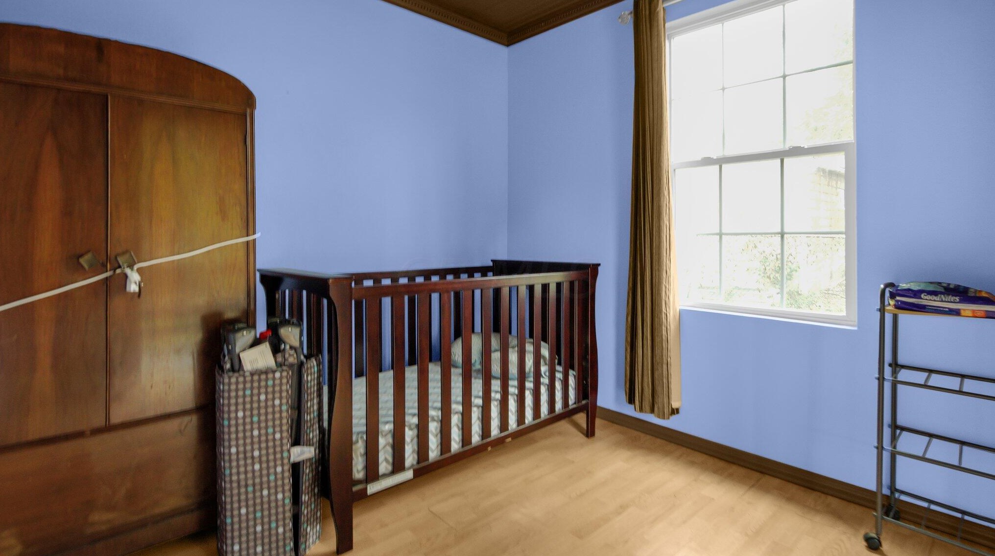 3949 Hillman Rd, Columbus OH 43207-4170 exterior