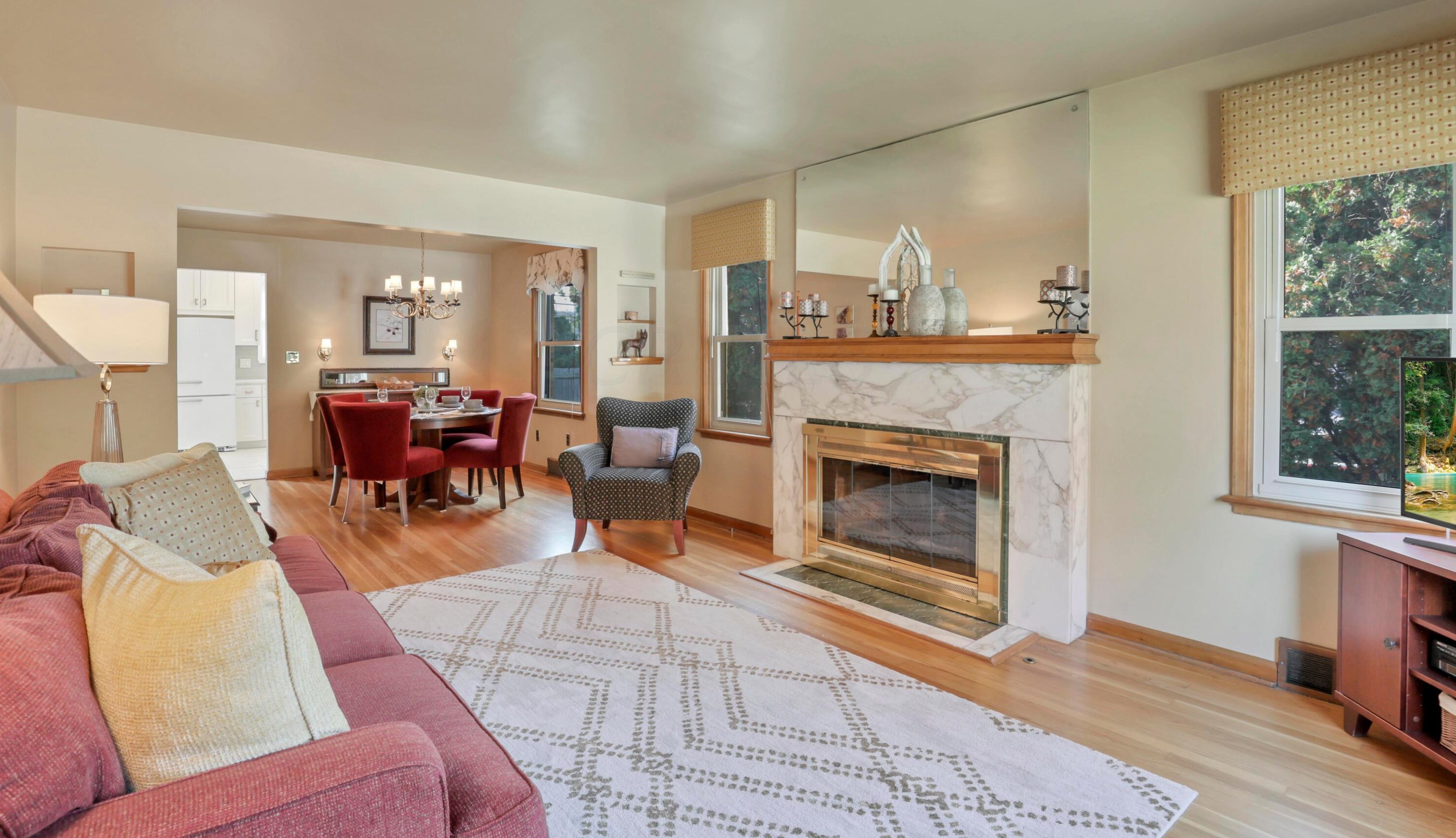 23 Weisheimer Rd, Columbus OH 43214-2145 exterior