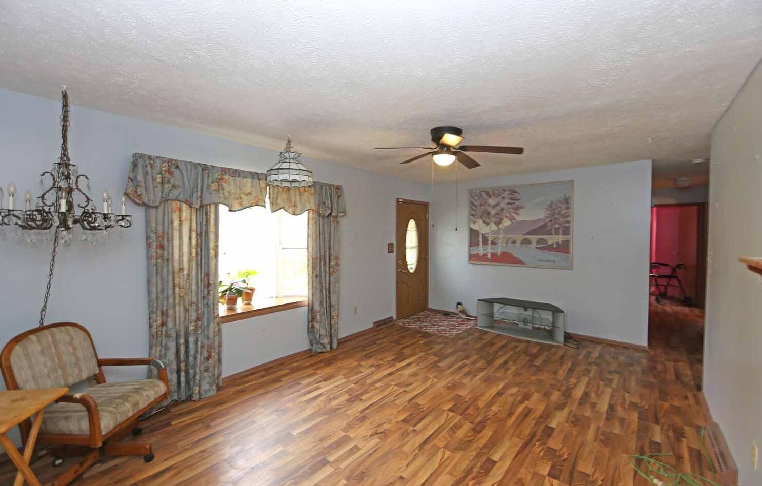 29 Simons Ave, Fredricktwn, OH 43019-9076