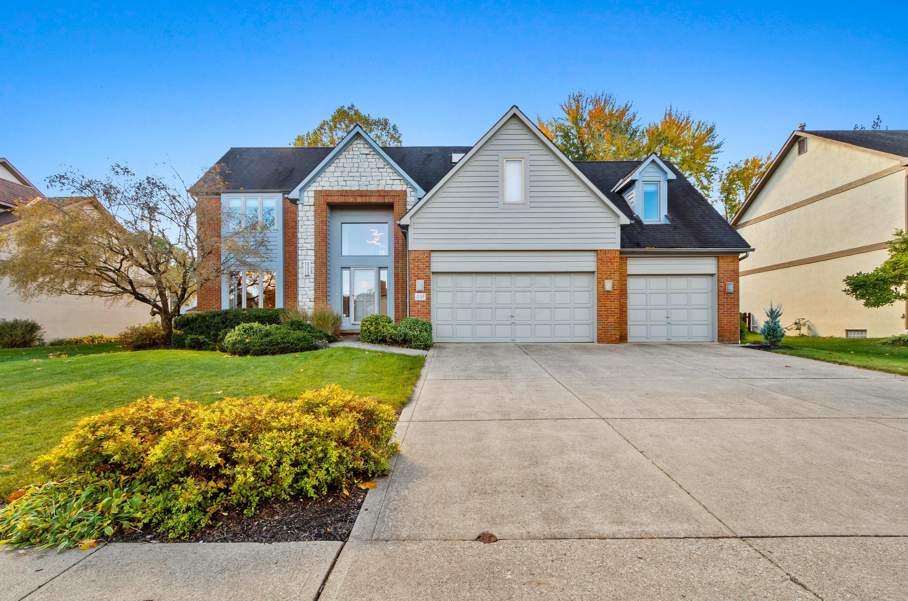 831 Waterton Dr, Westerville, OH 43081-6202