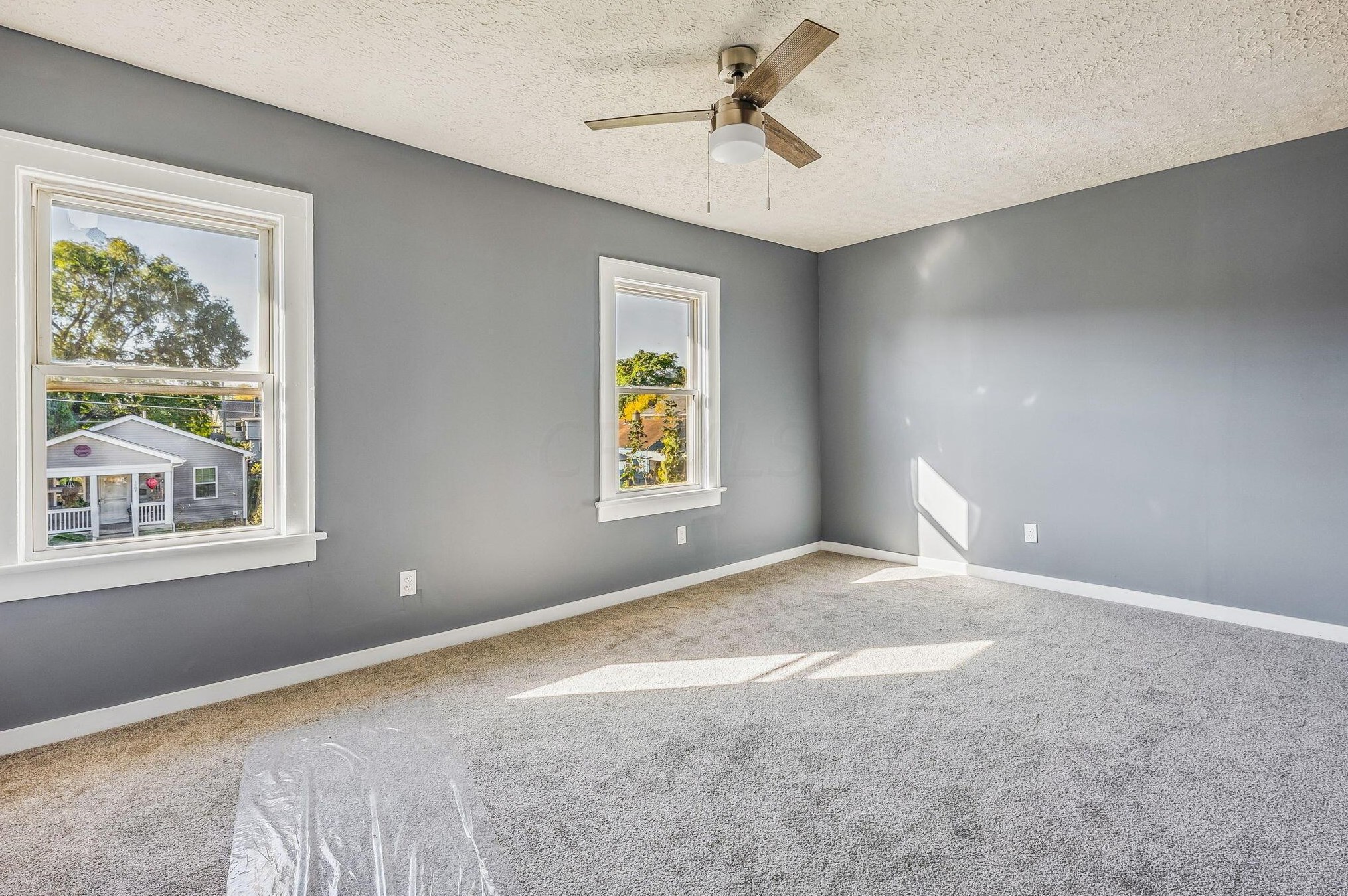 1010 15th Ave, Columbus OH 43211-2418 exterior