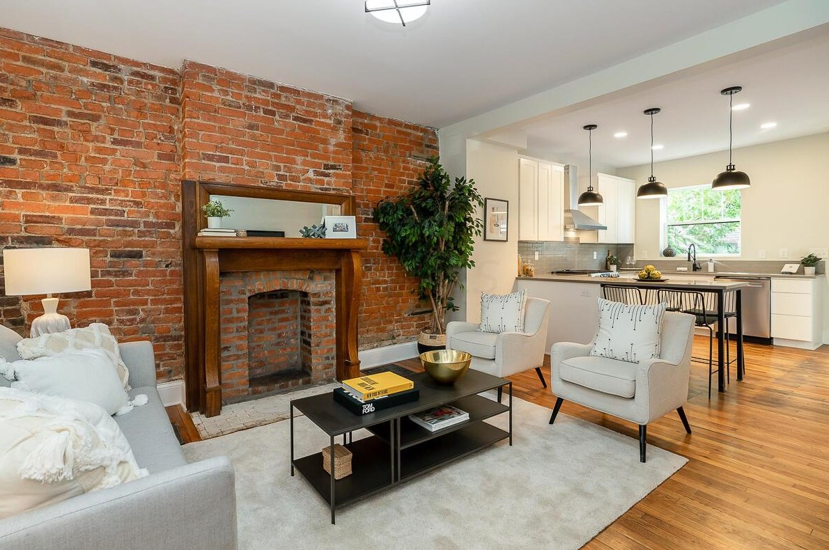 389 2 Ave, Columbus OH 43201-3781 exterior