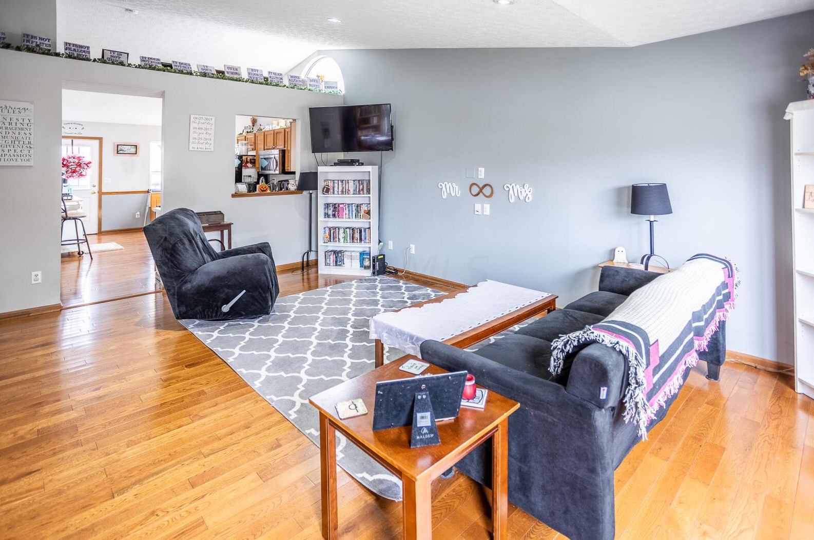 2288 Cannonmills Dr, Darbydale, OH 43123