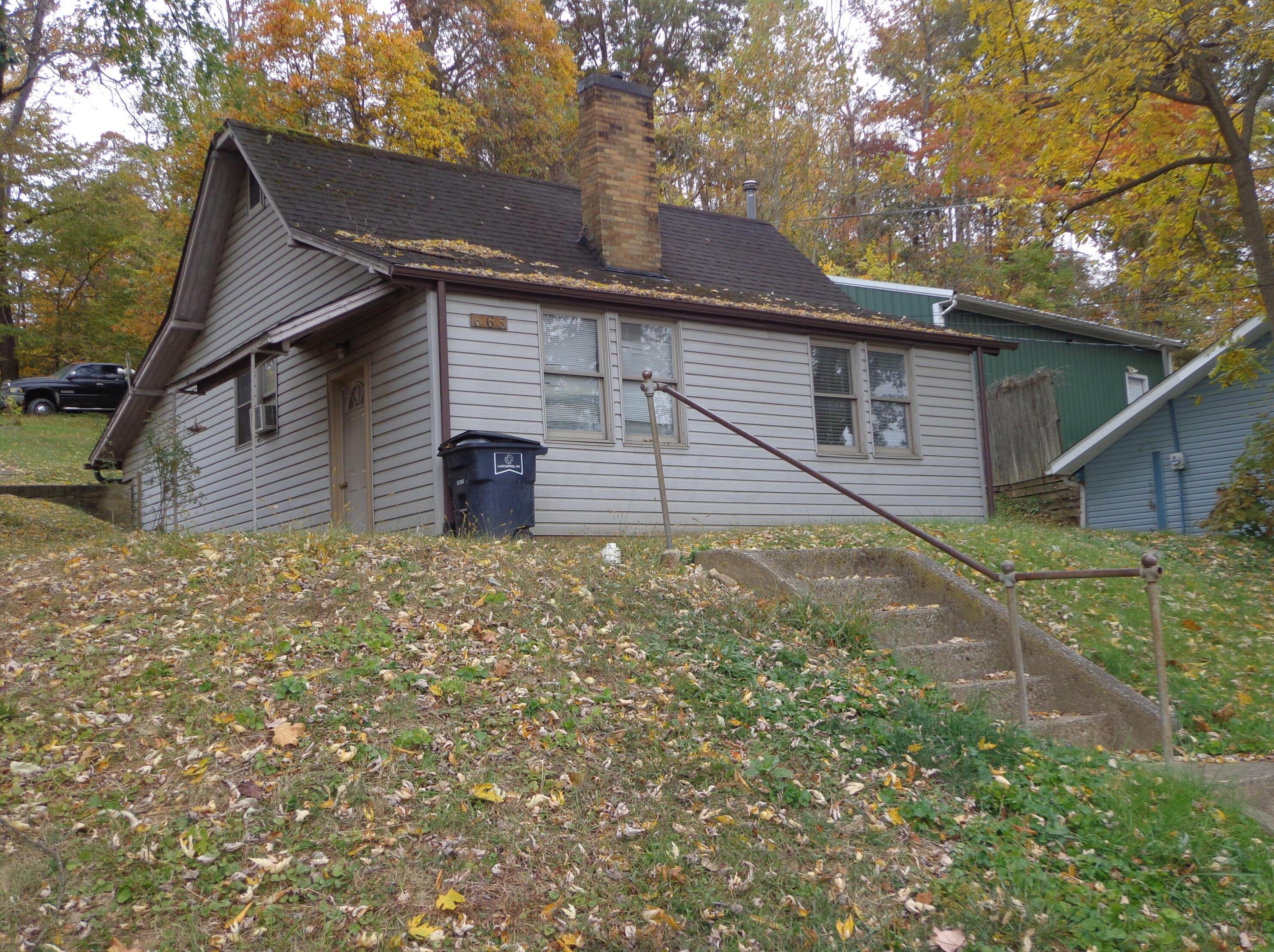 665 Maple St, Lancaster, OH 43130-2664