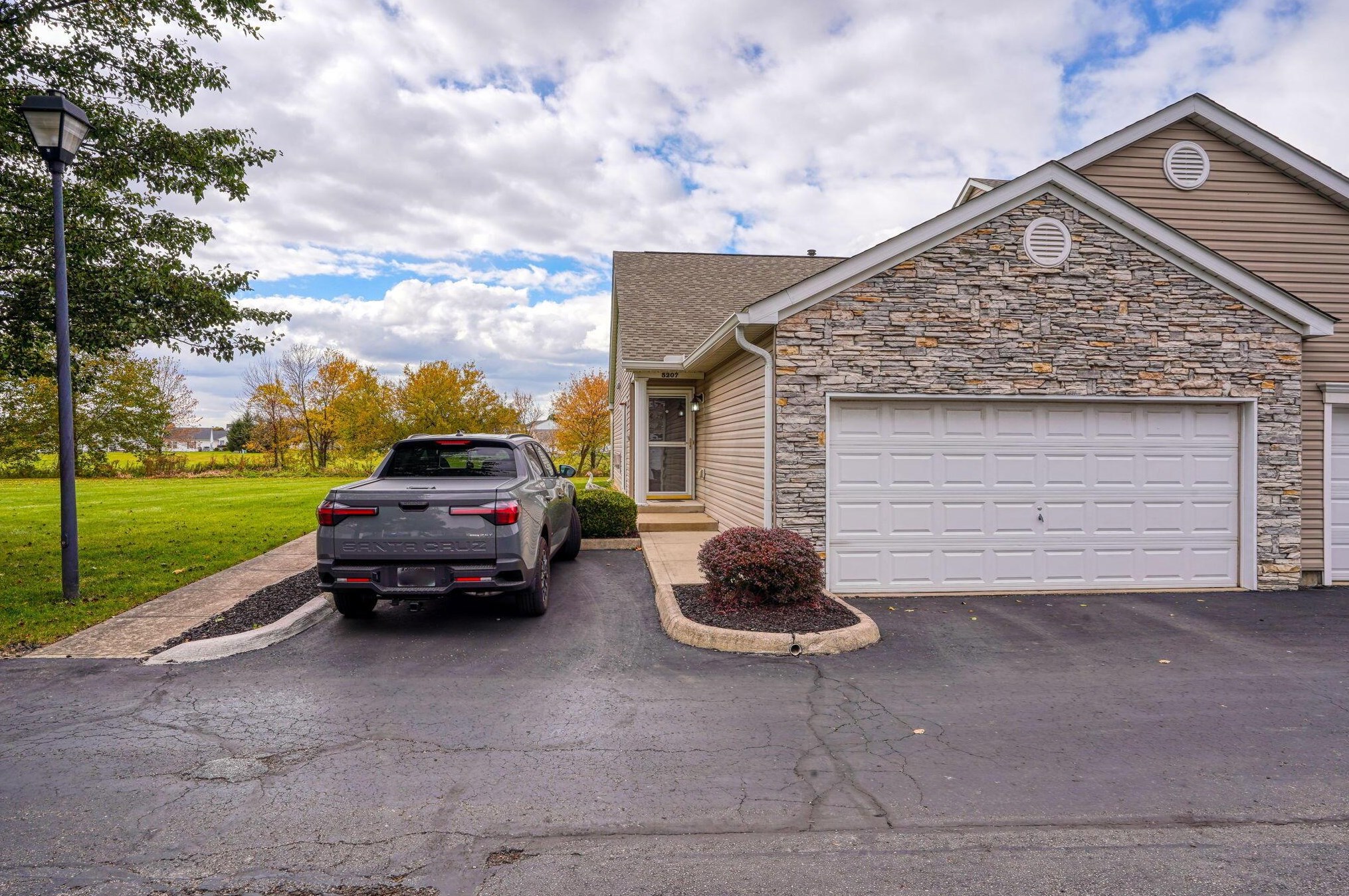 5207 Mantua Dr, Cnl Wnchstr, OH 43110-7924