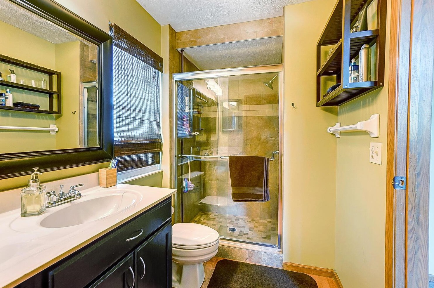 1512 Bendelow Dr, Columbus OH 43228-7009 exterior