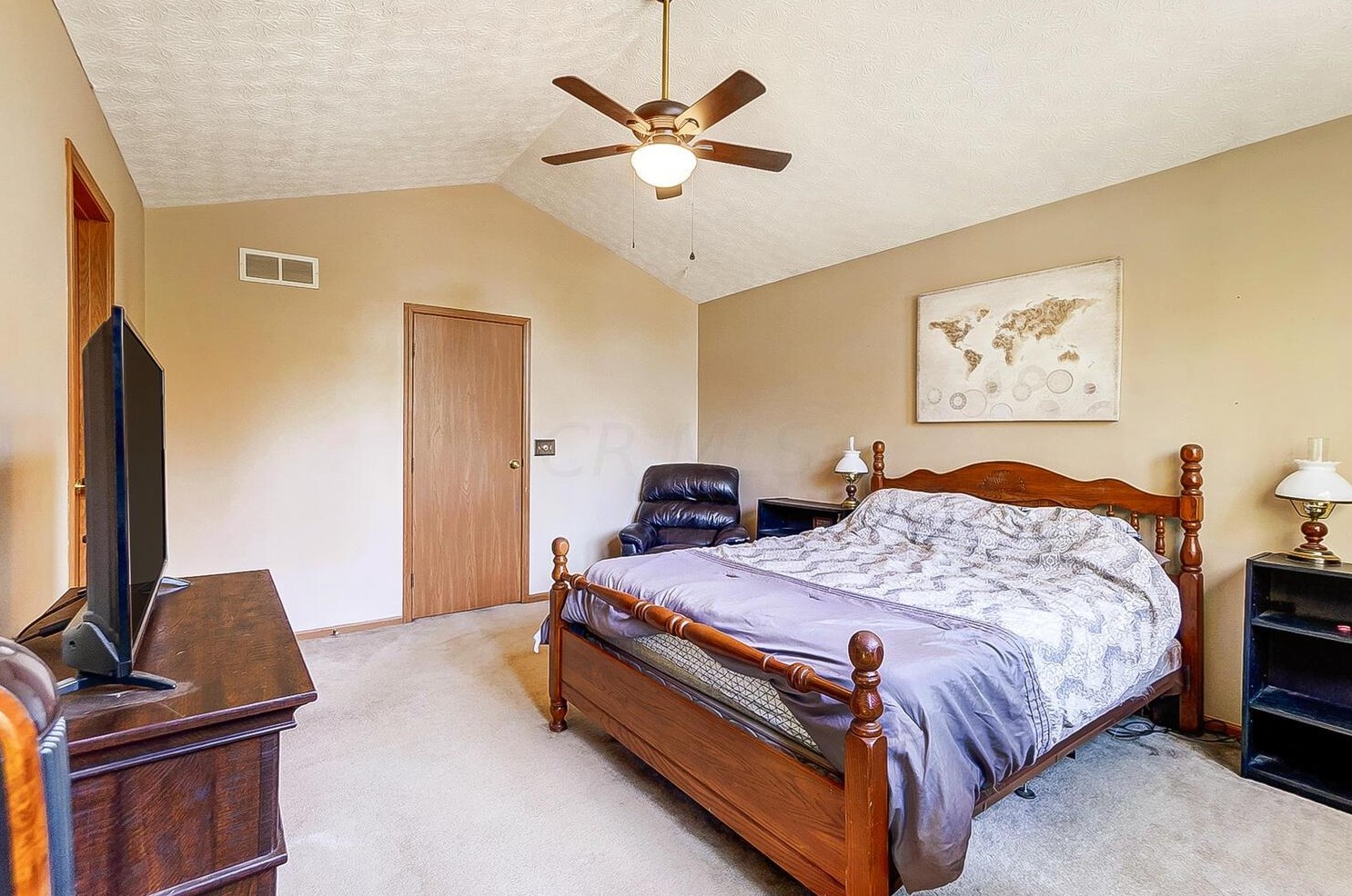 1512 Bendelow Dr, Columbus OH 43228-7009 exterior