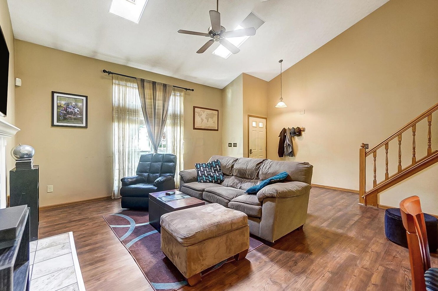 1512 Bendelow Dr, Columbus OH 43228-7009 exterior