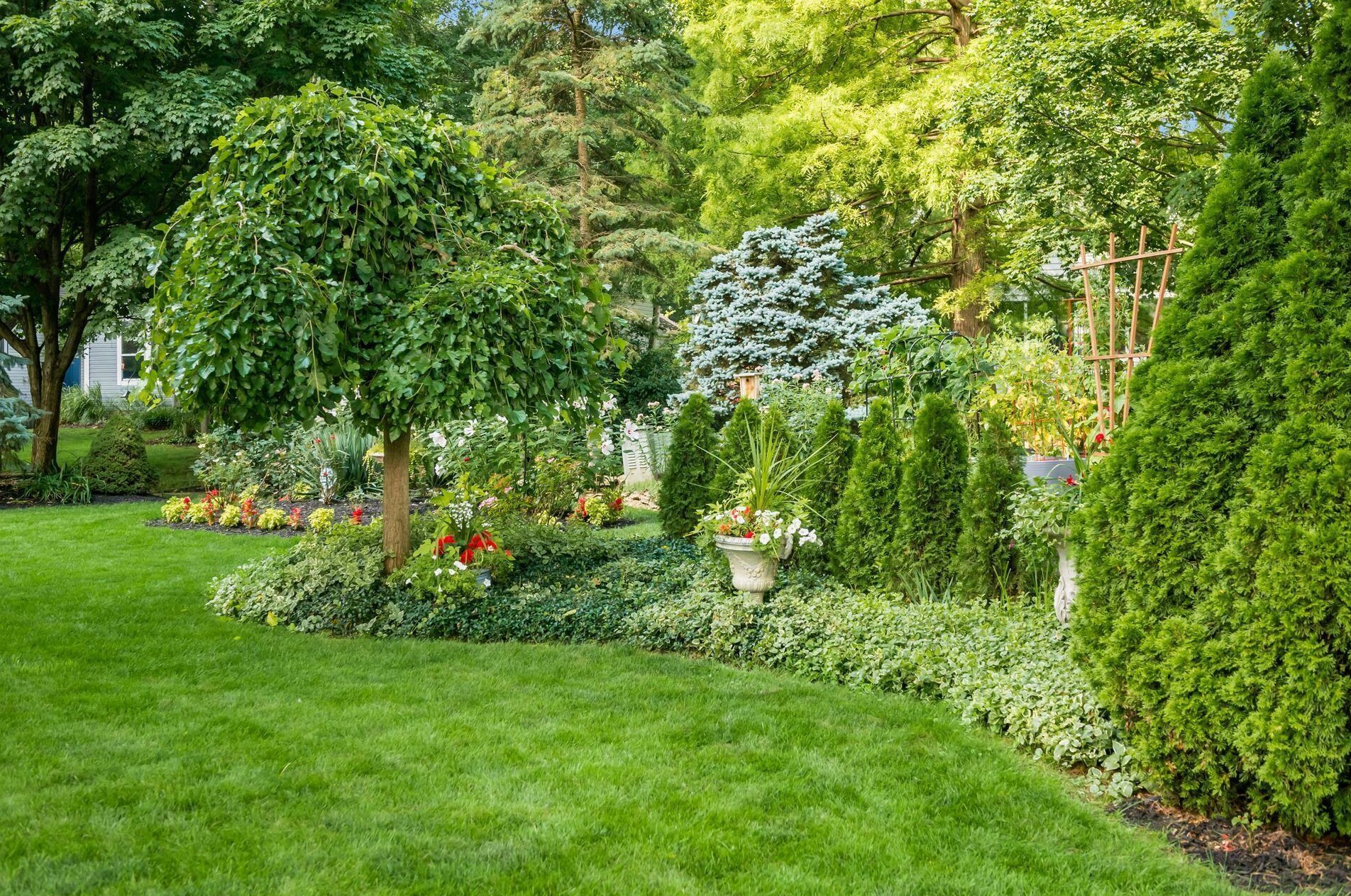 3924 Pinto Ct, Columbus OH 43221-5718 exterior