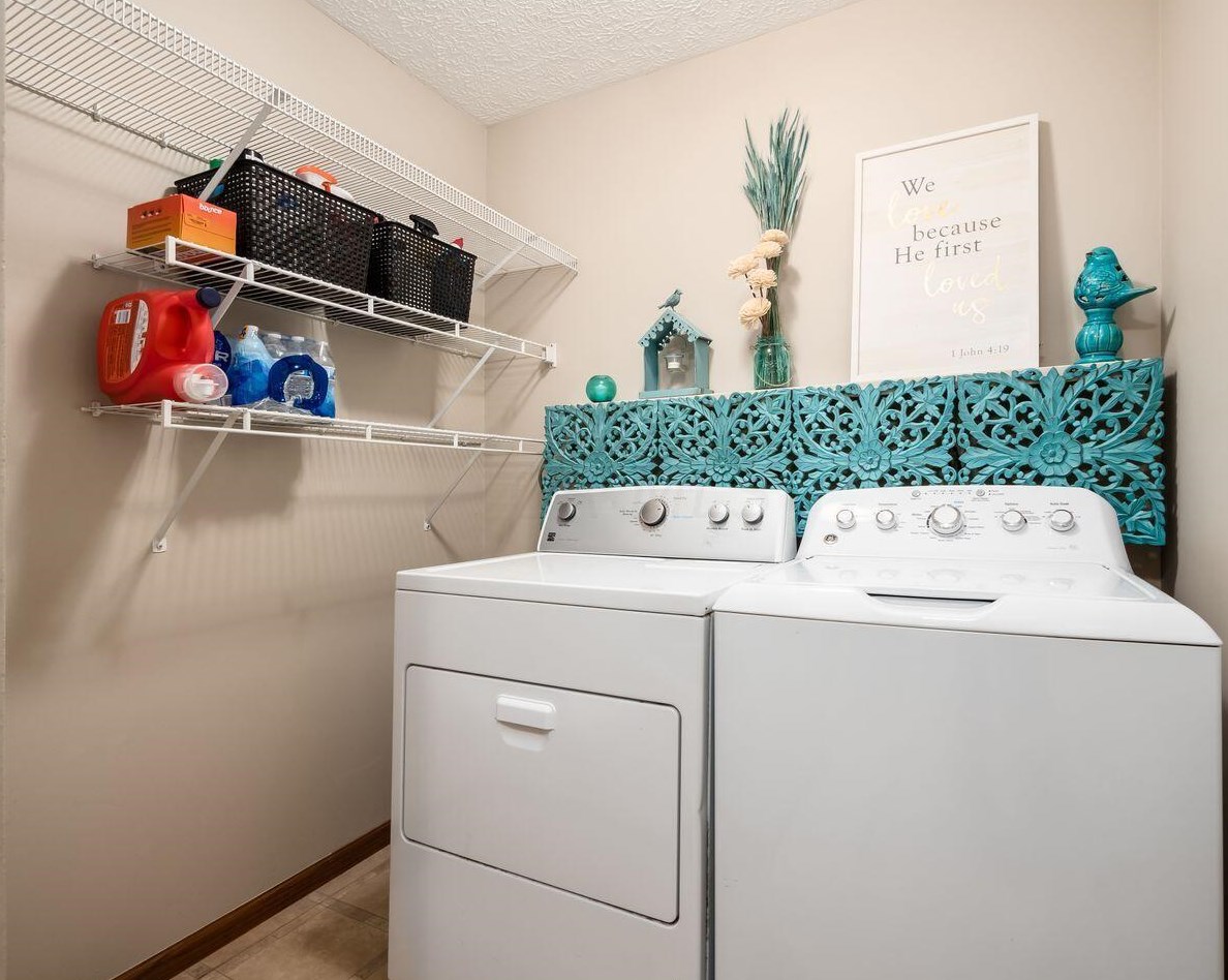 3924 Pinto Ct, Columbus OH 43221-5718 exterior