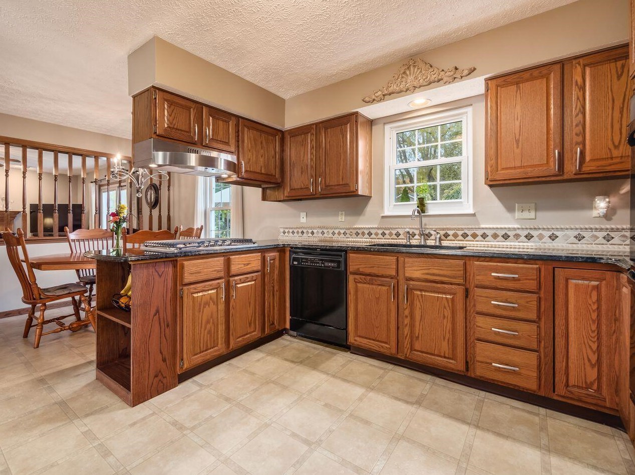 3924 Pinto Ct, Columbus OH 43221-5718 exterior