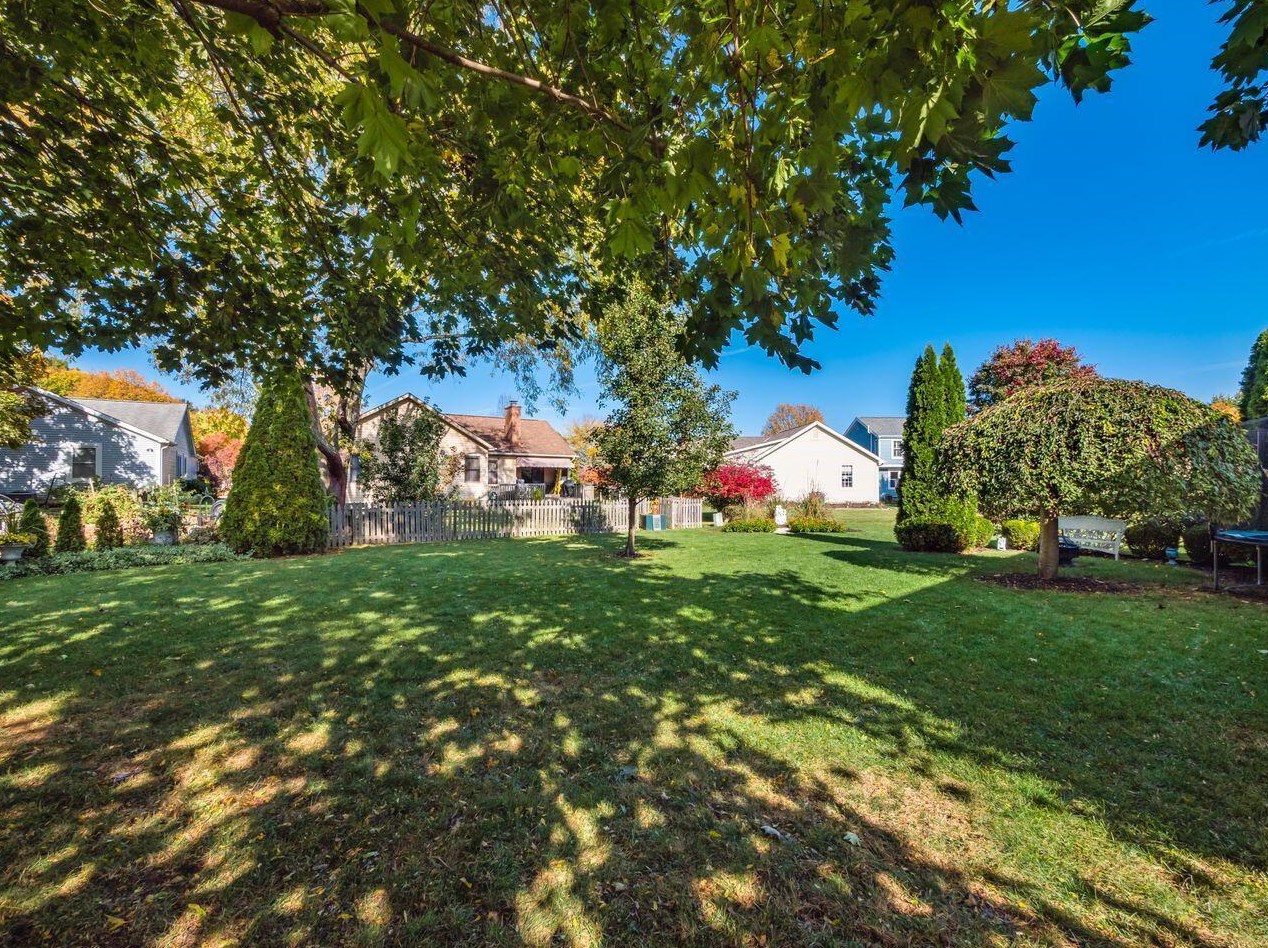 3924 Pinto Ct, Columbus OH 43221-5718 exterior