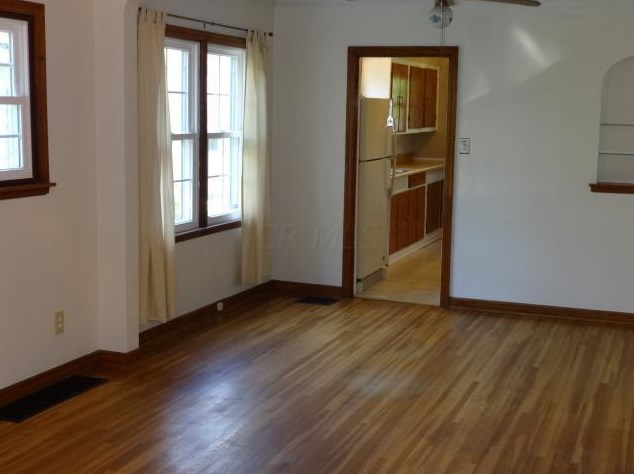 1898 Eddystone Ave, Columbus, OH 43224-4426