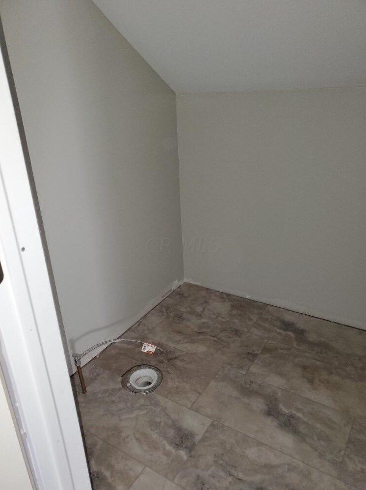 1140 Eureka Blvd, Columbus OH 43223-3117 exterior