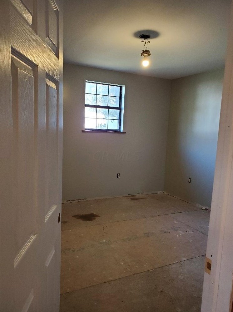 1140 Eureka Blvd, Columbus OH 43223-3117 exterior