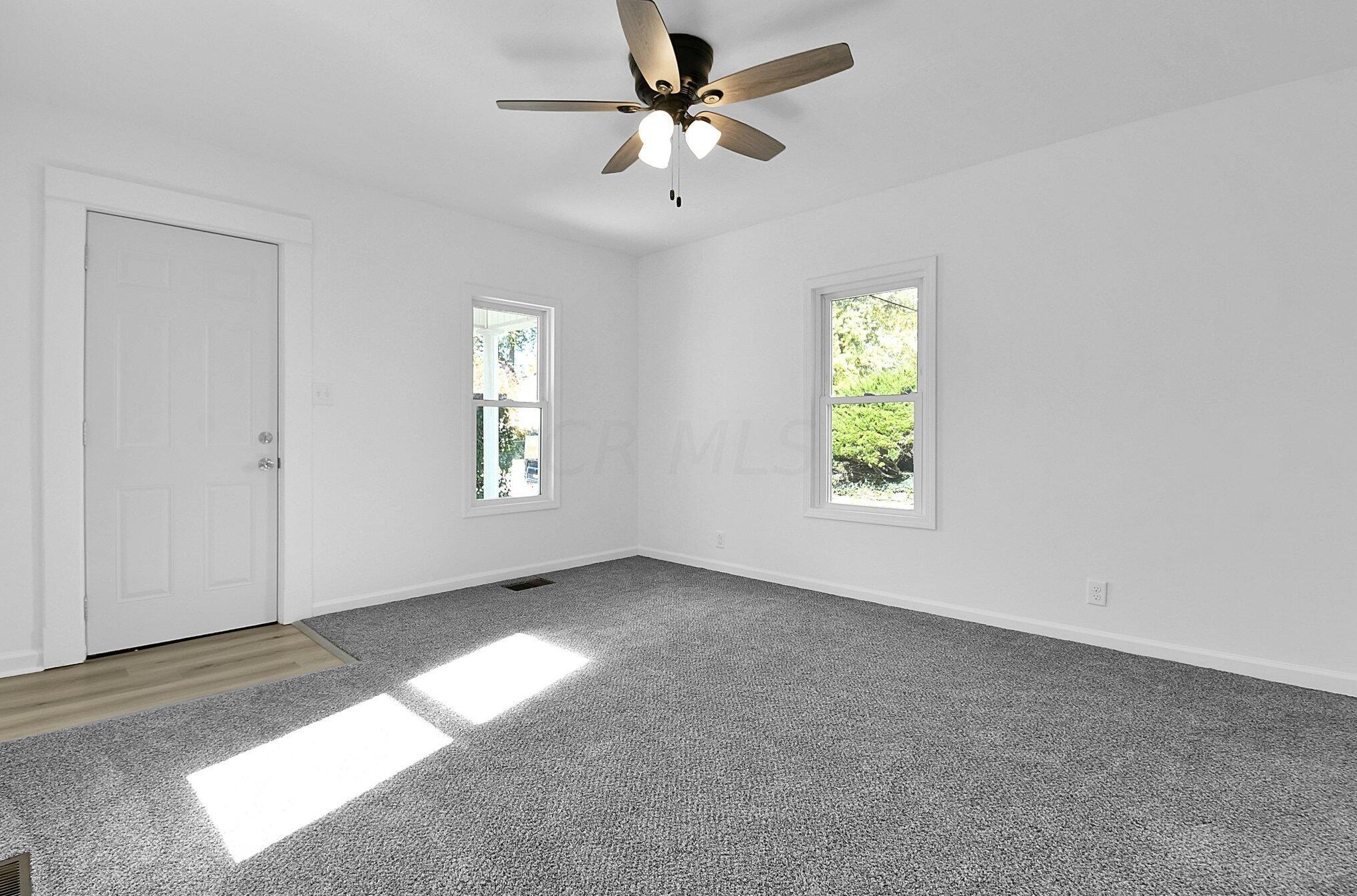 728 Maple St, Lancaster OH 43130-3127 exterior