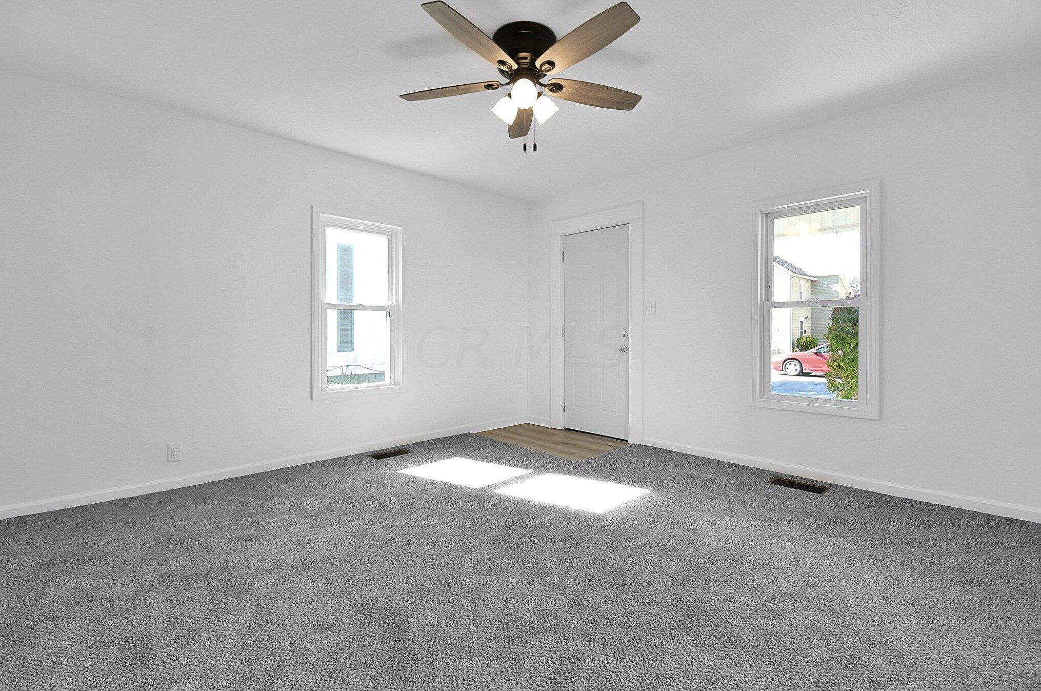 728 Maple St, Lancaster OH 43130-3127 exterior