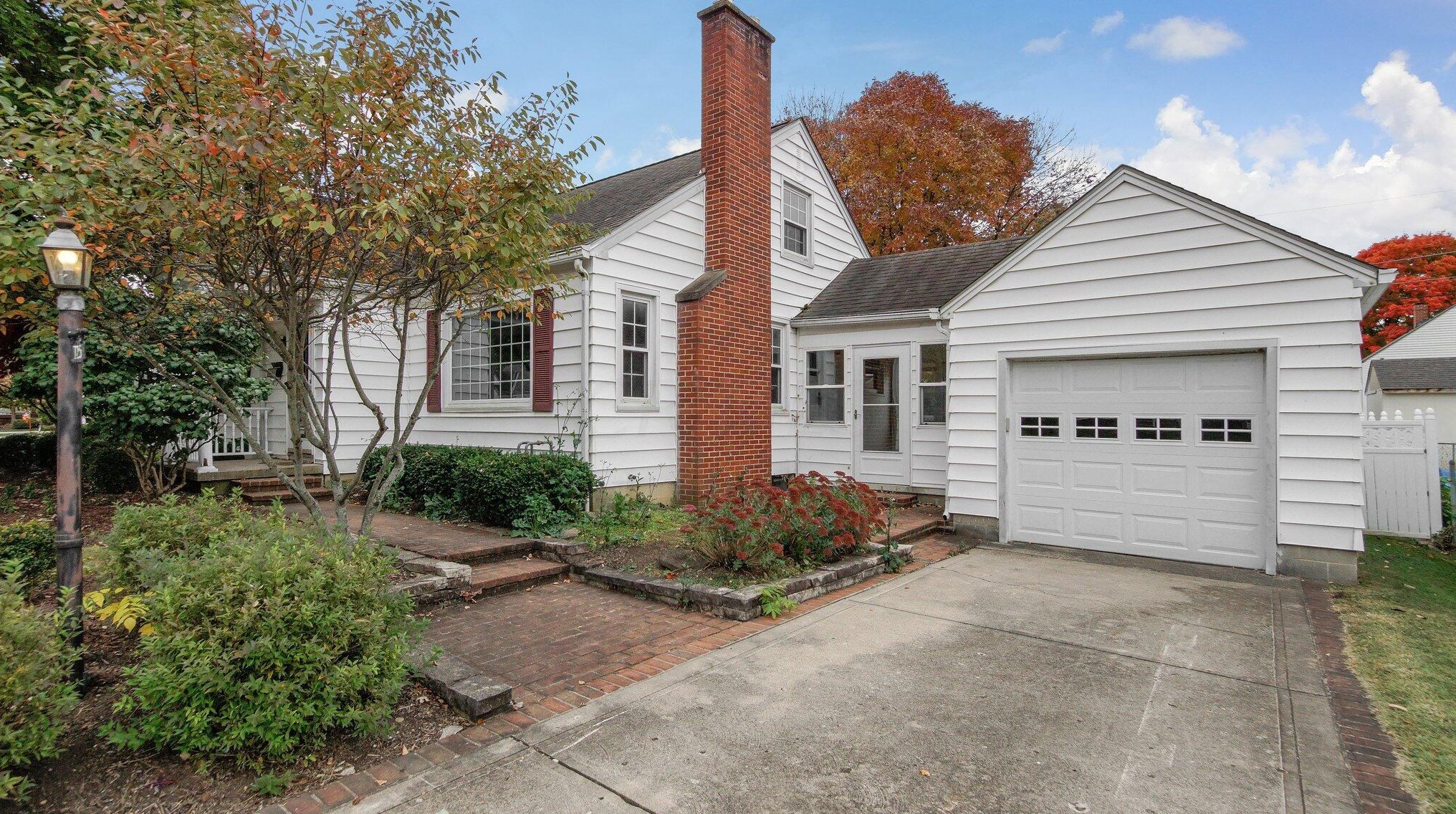 725 Eastwood Ave, Lancaster, OH 43130-2713