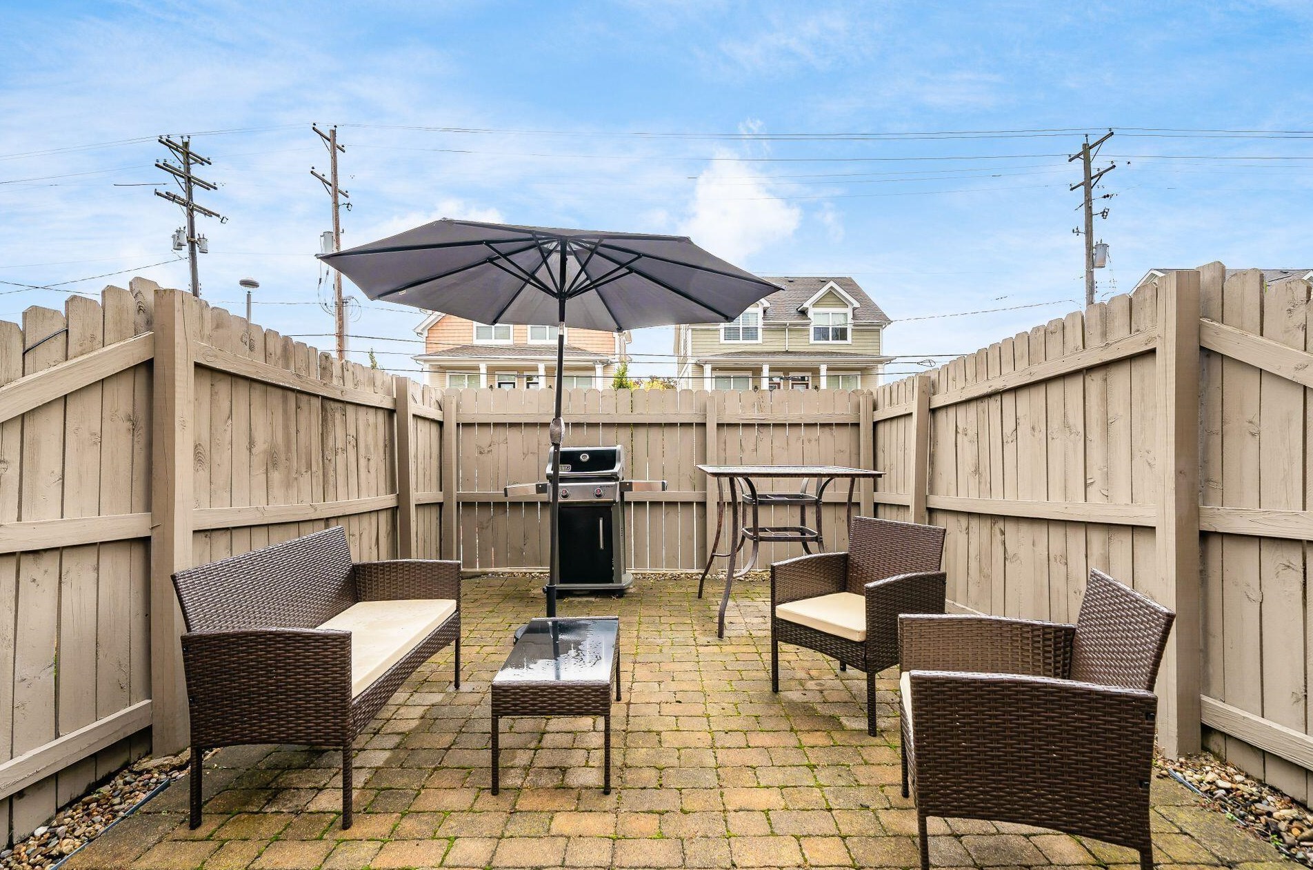 1785 Blvd, Columbus OH 43212-1641 exterior