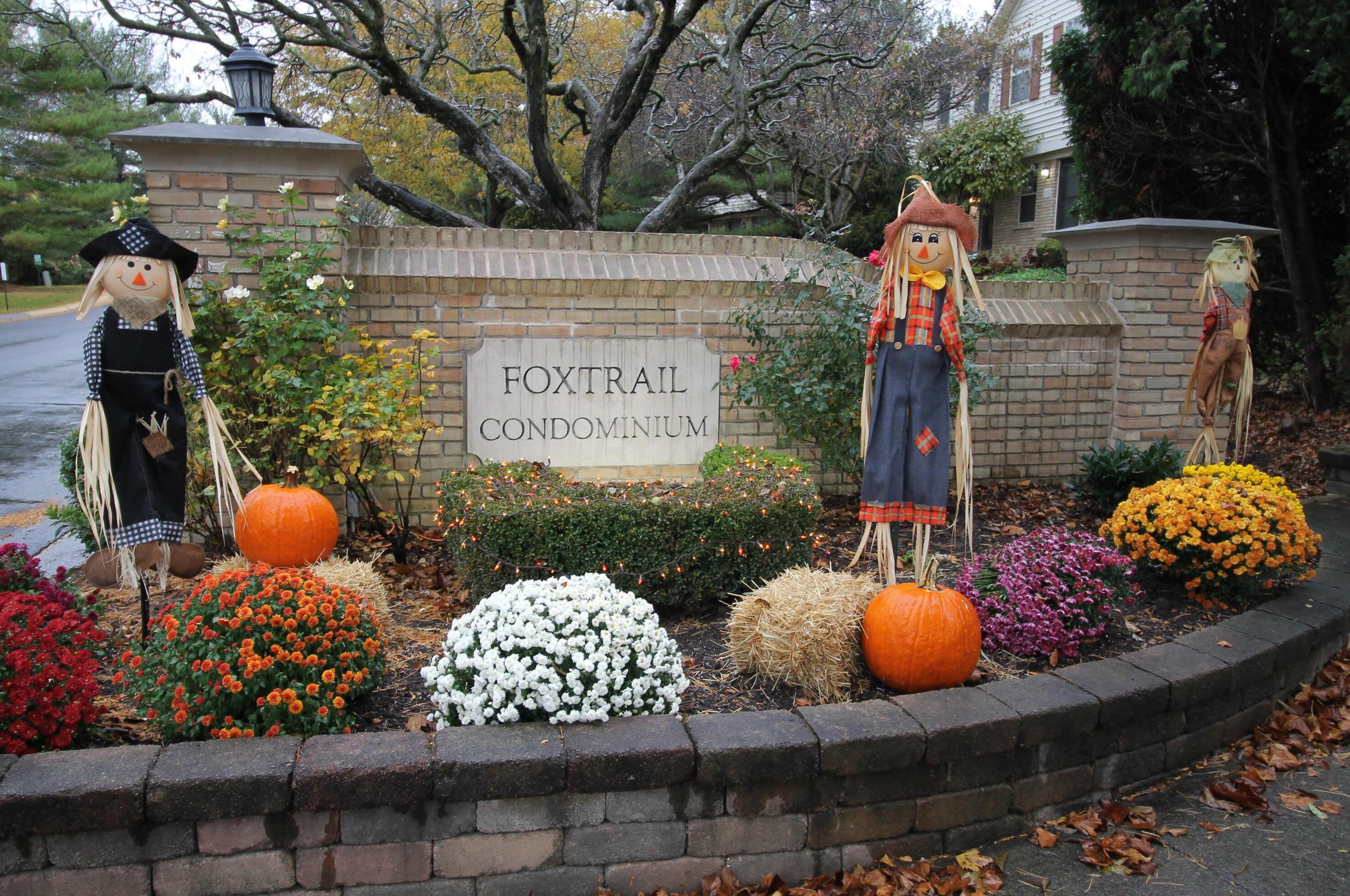 515 Foxtrail Cir, Westerville, OH 43081-2852