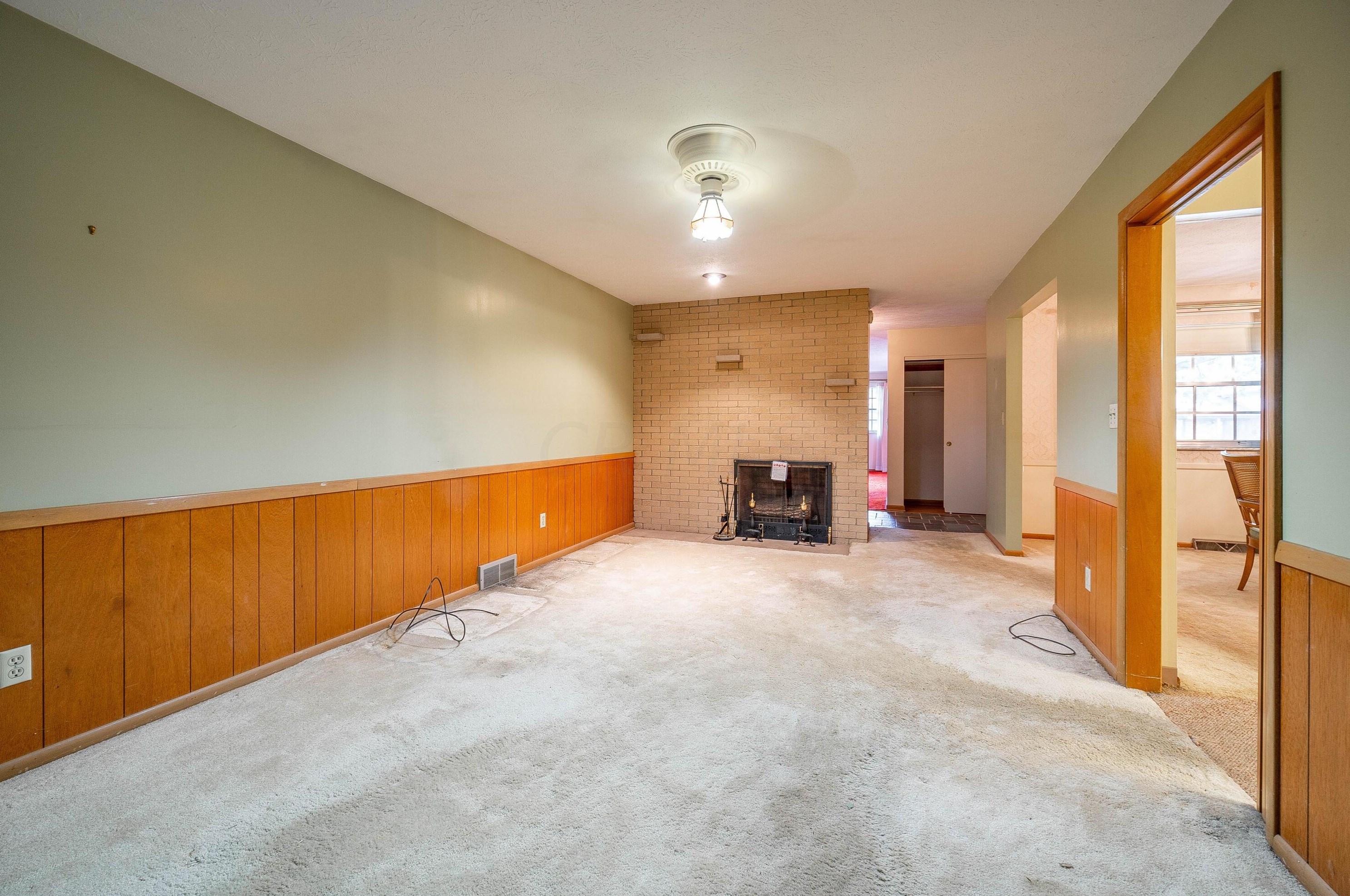 1815 Kenwick Rd, Columbus OH 43209-2573 exterior