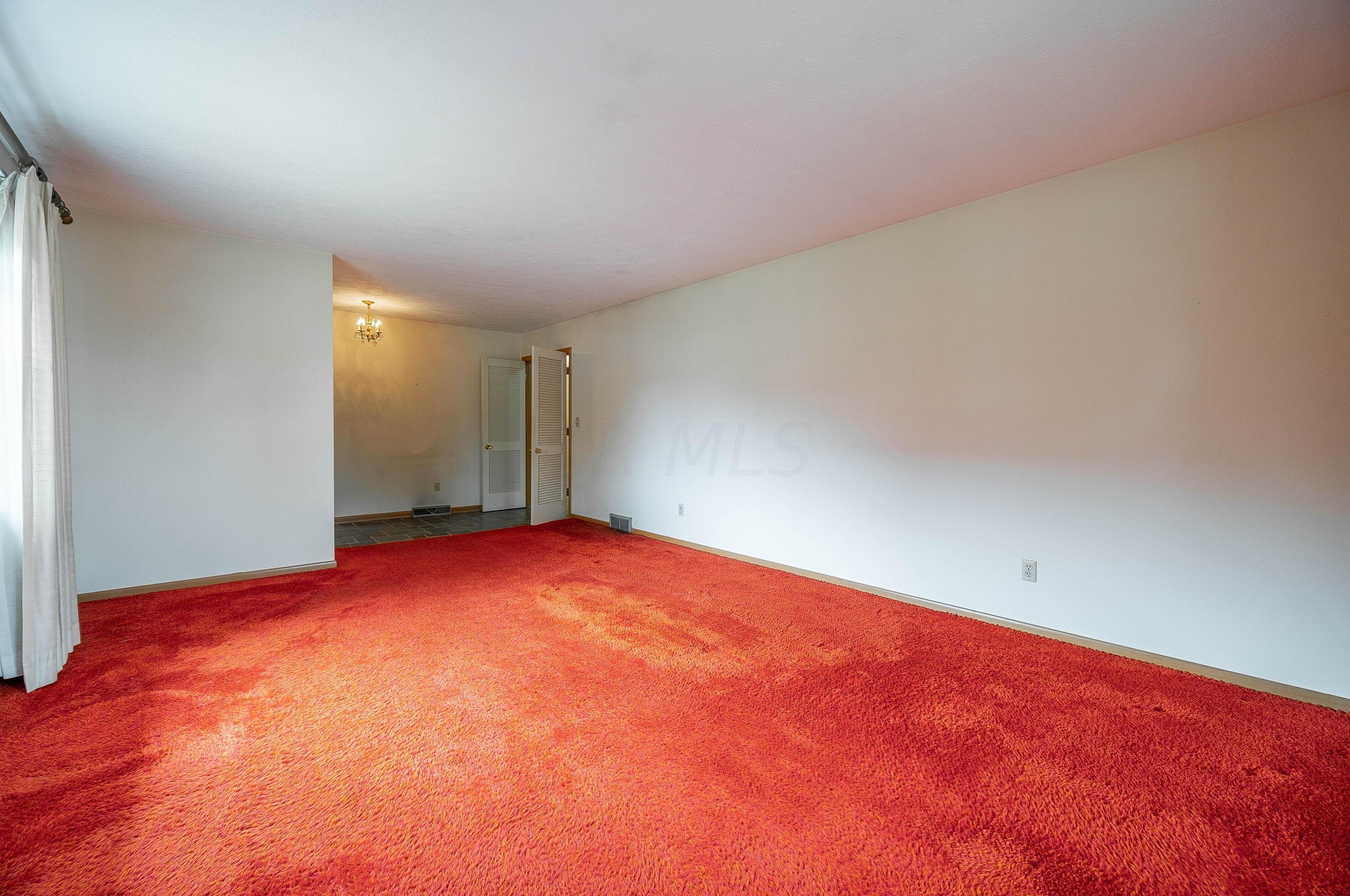 1815 Kenwick Rd, Columbus OH 43209-2573 exterior