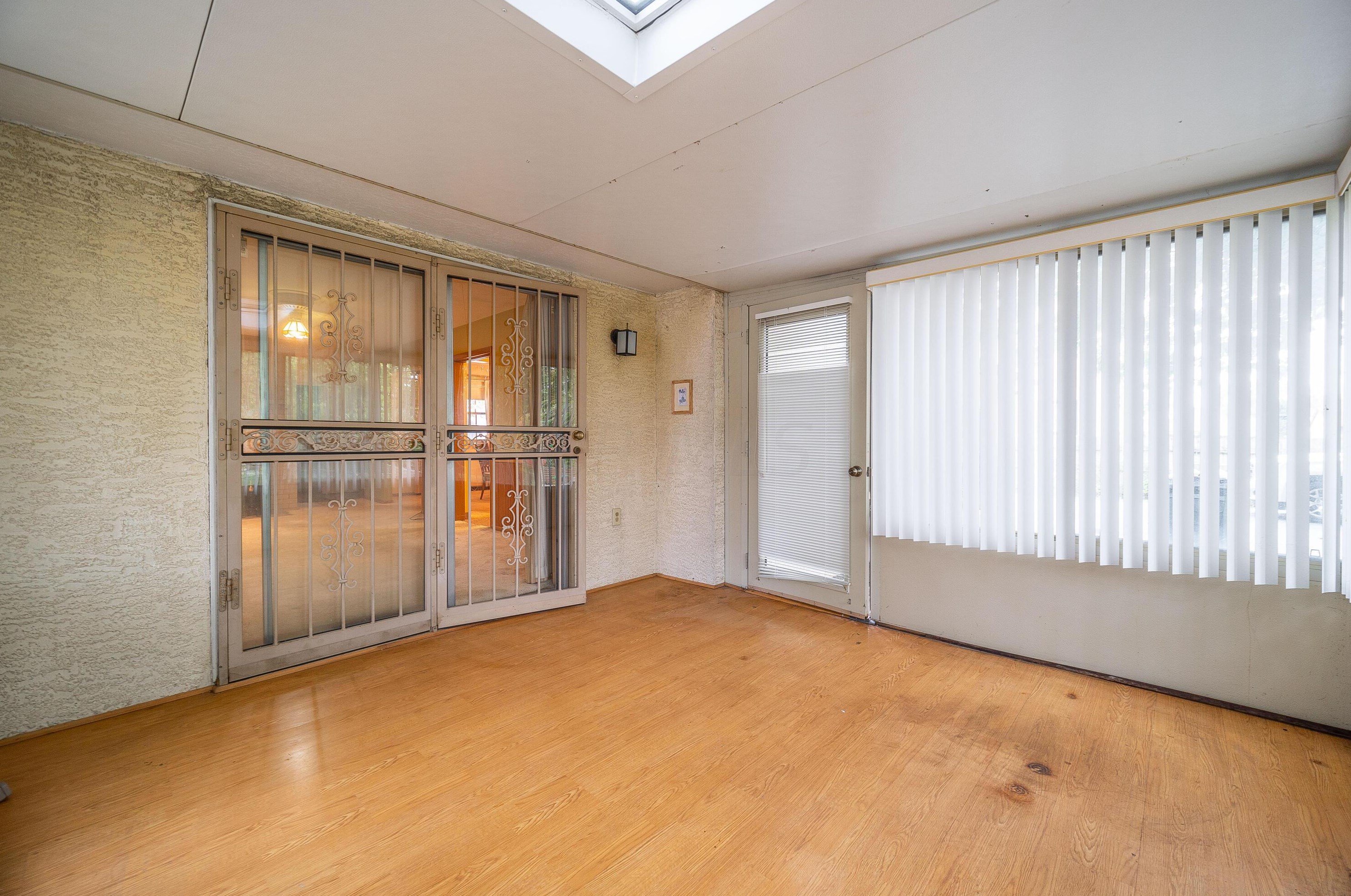 1815 Kenwick Rd, Columbus OH 43209-2573 exterior