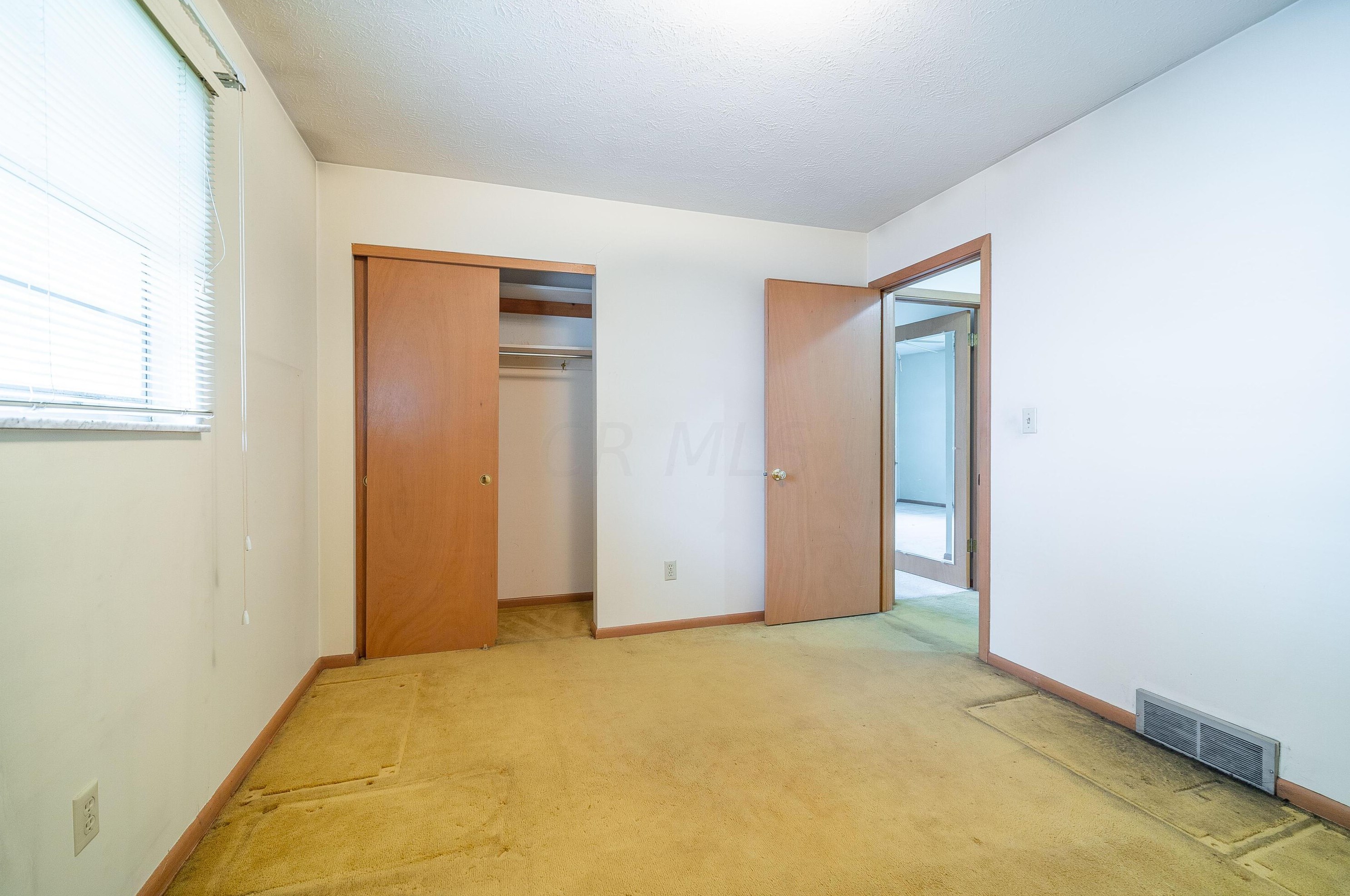 1815 Kenwick Rd, Columbus OH 43209-2573 exterior