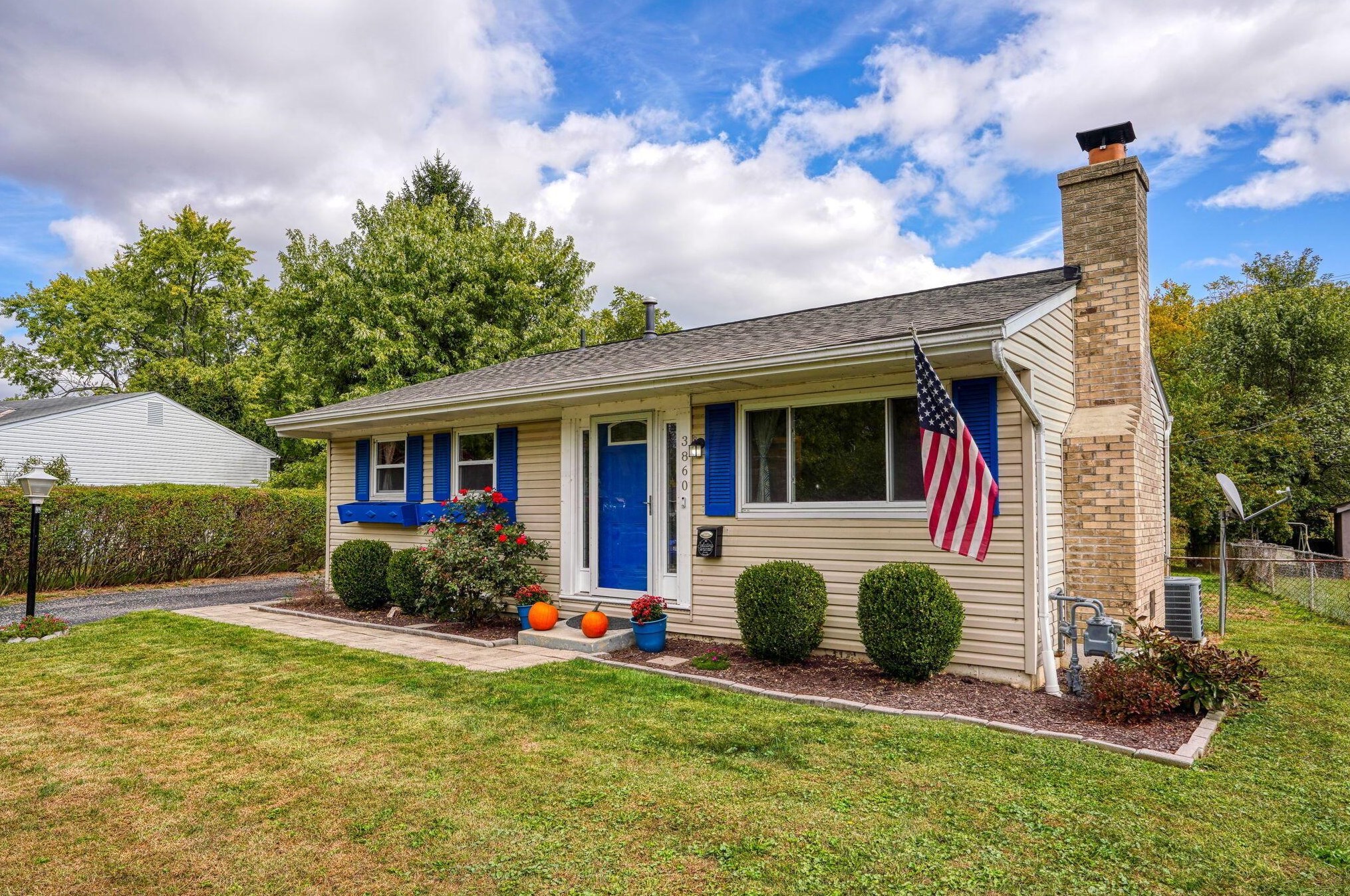 3860 Signal Dr, Columbus, OH 43232-6355