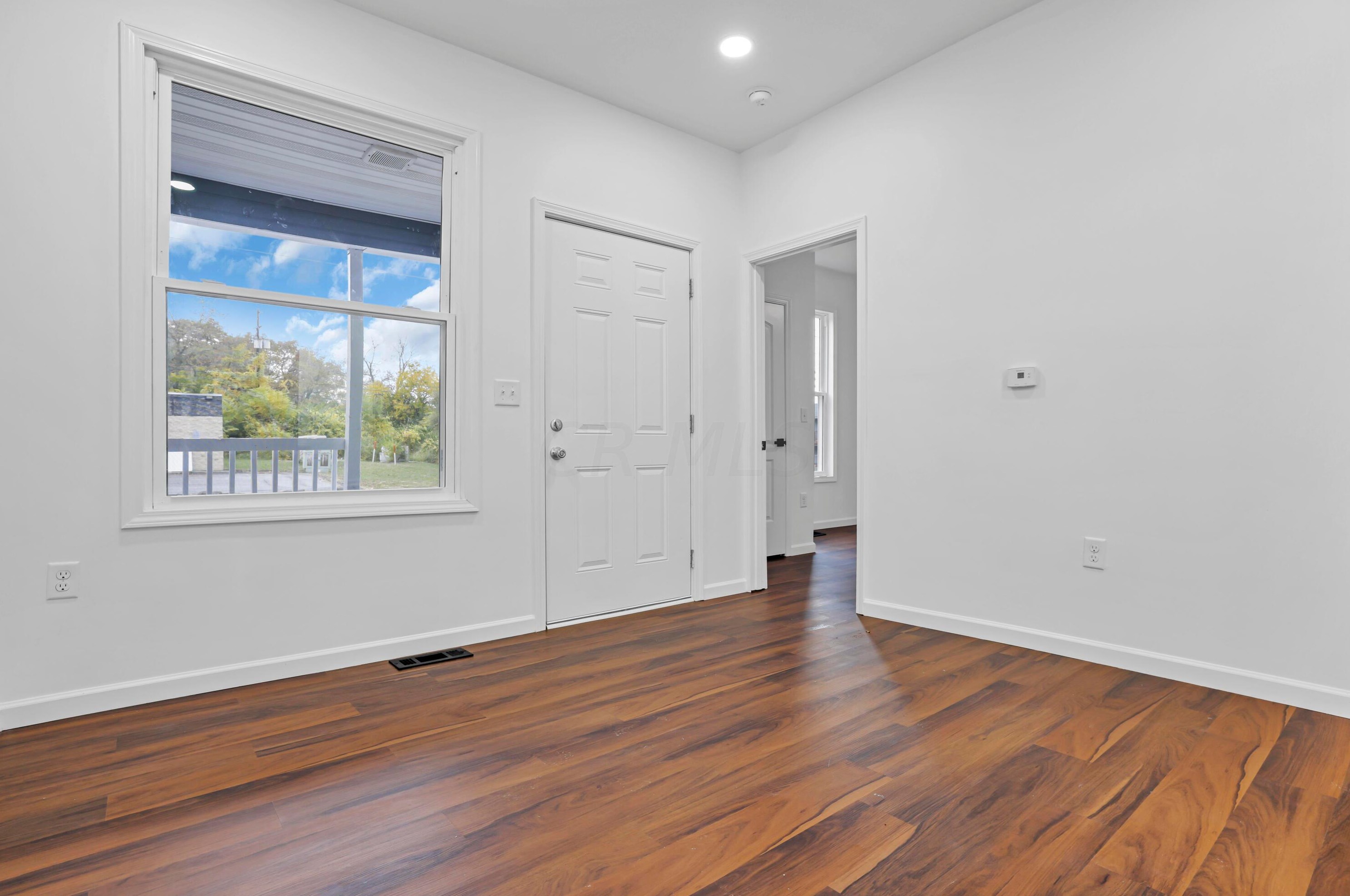 320 Central Ave, Columbus OH  43223-1353 exterior