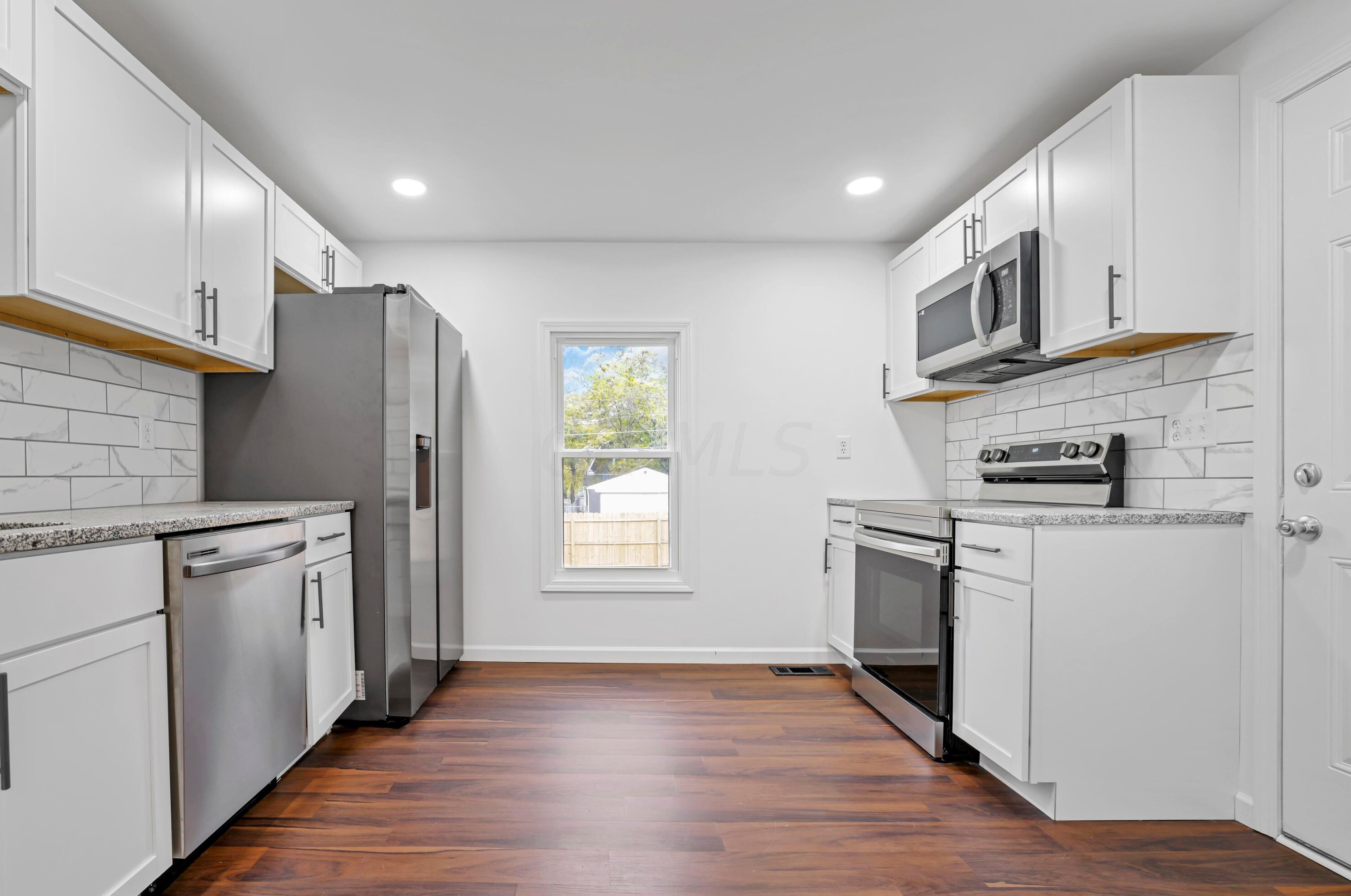 320 Central Ave, Columbus OH  43223-1353 exterior