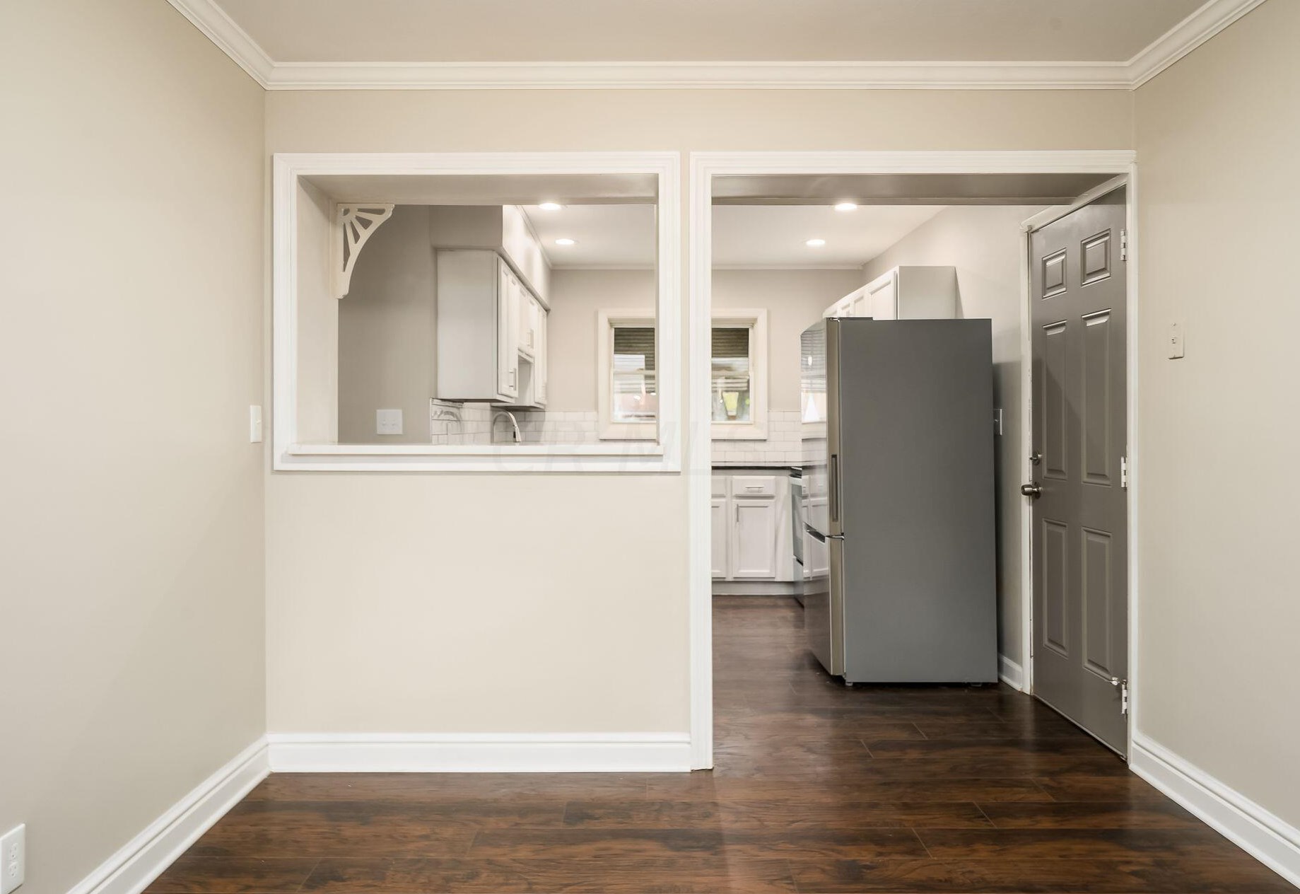 1827 Stetson Rd, Columbus OH 43232-2836 exterior