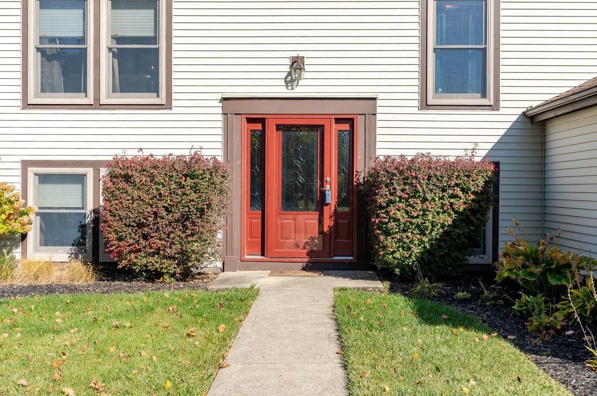 365 Meadows Blvd, Pickerington, OH 43147-1408