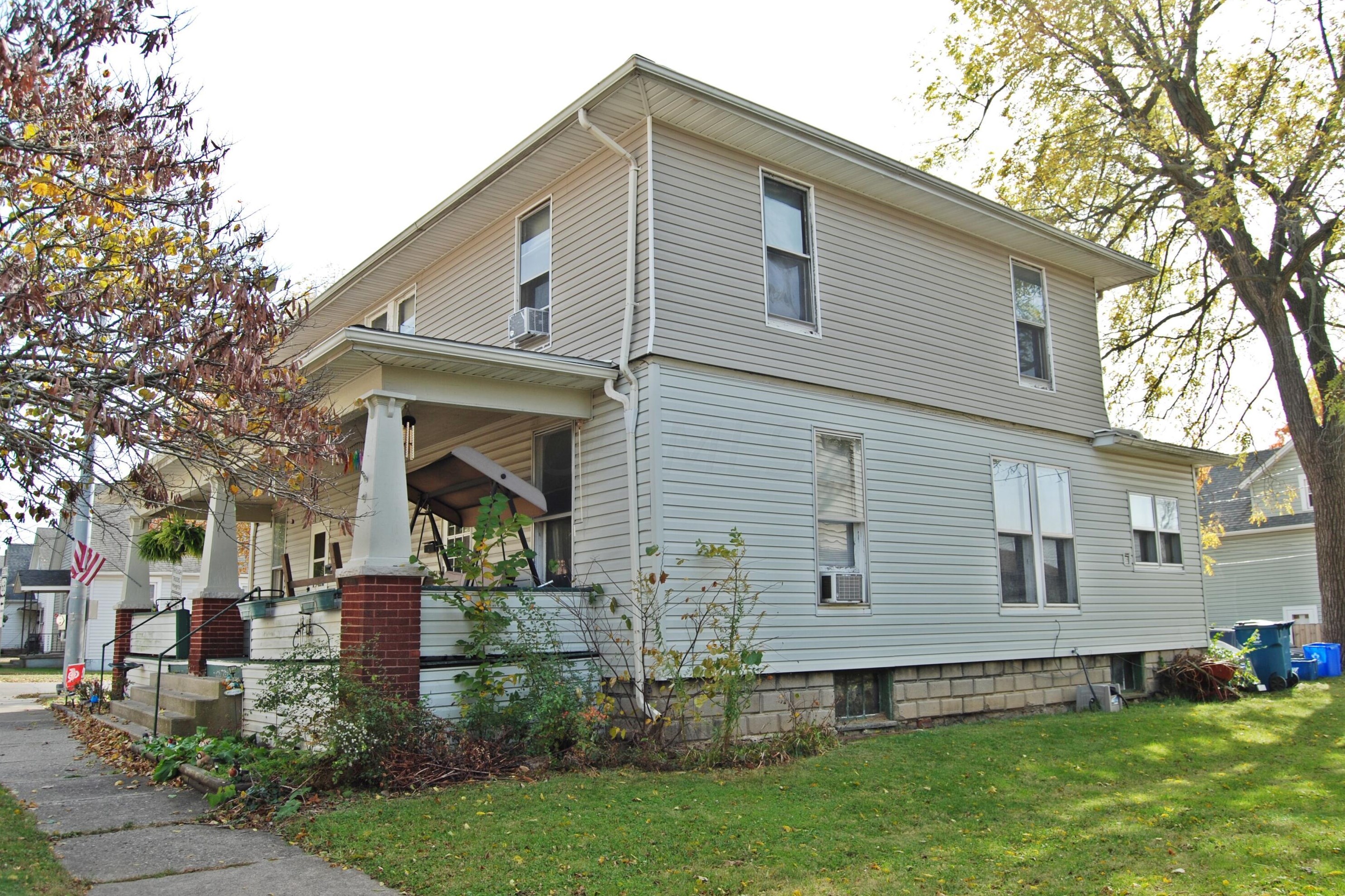 201 W Auburn Ave, Bellefontaine, OH 43311
