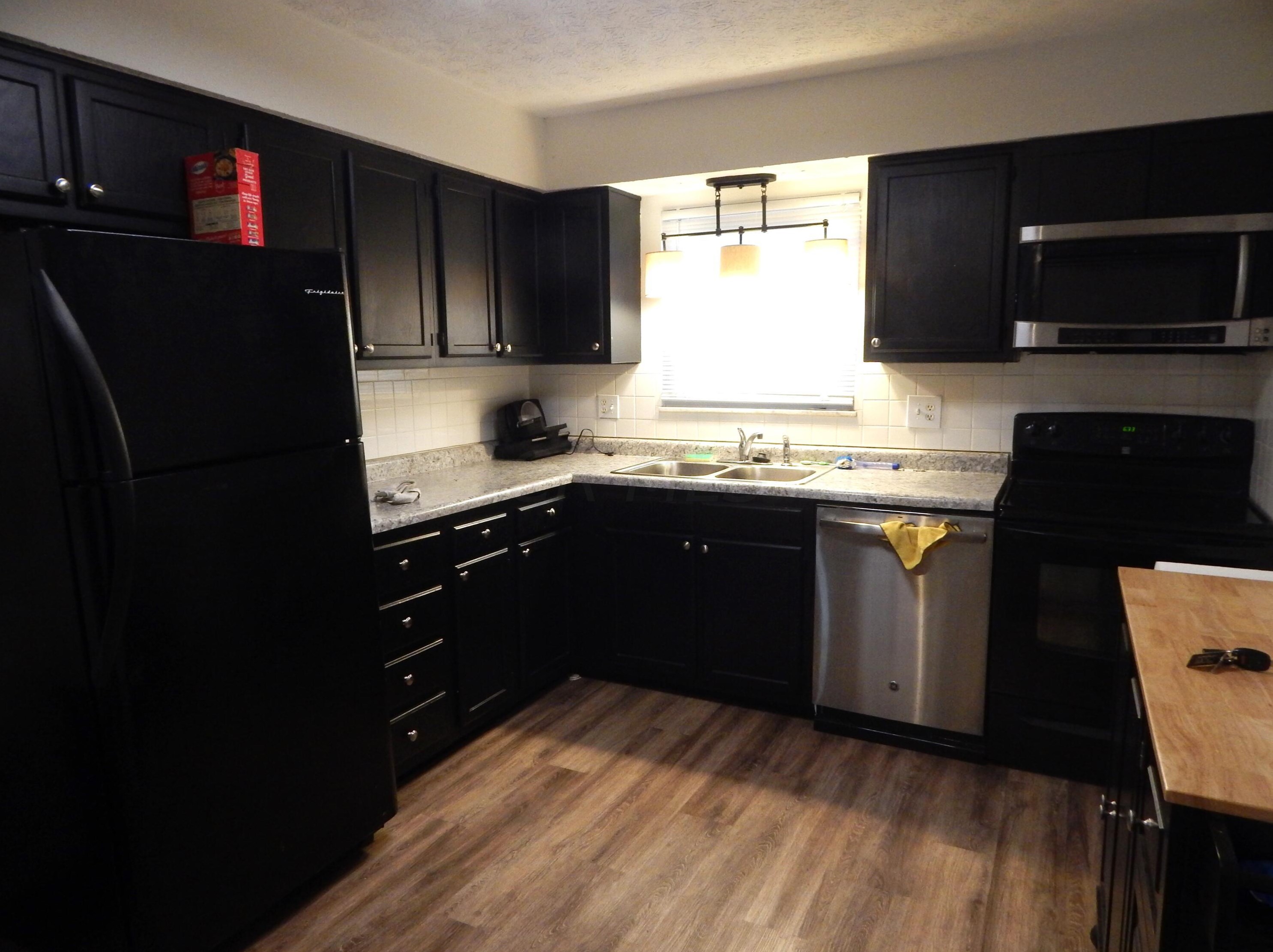 4113 Bartle Dr, Columbus OH  43207-4666 exterior