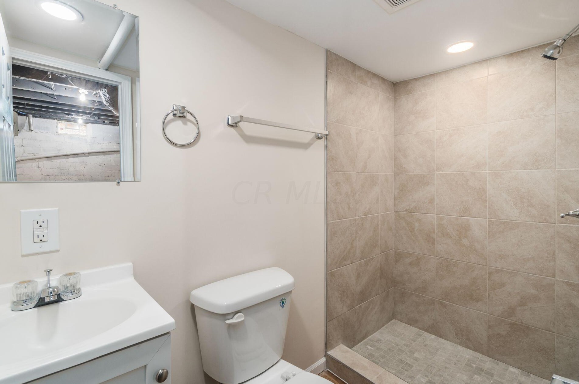 1224 16 Ave, Columbus OH 43211-2808 exterior