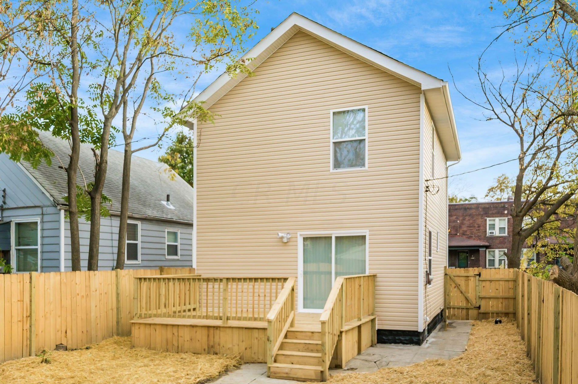 1224 16 Ave, Columbus OH 43211-2808 exterior