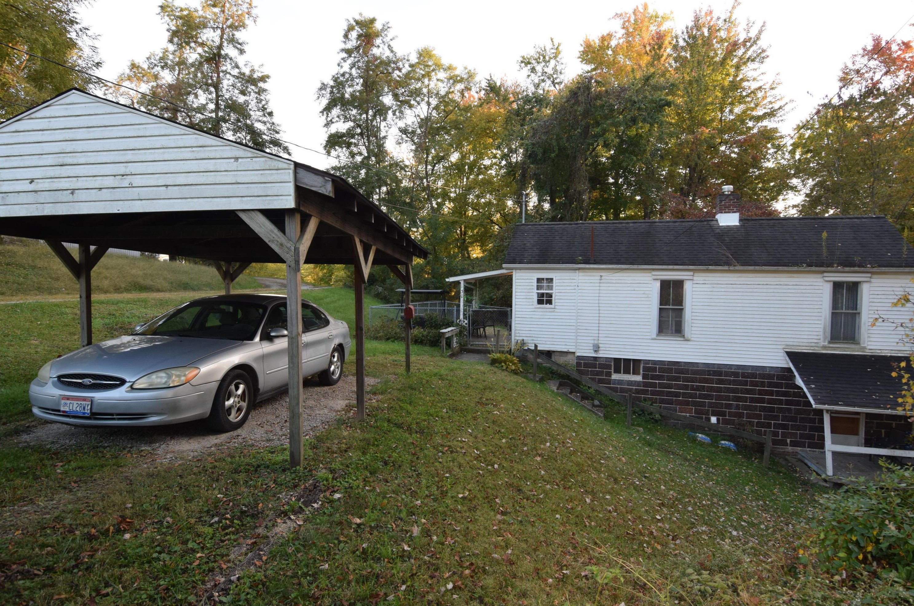 130 Pleasant St, New Lexington OH  43764-1210 exterior