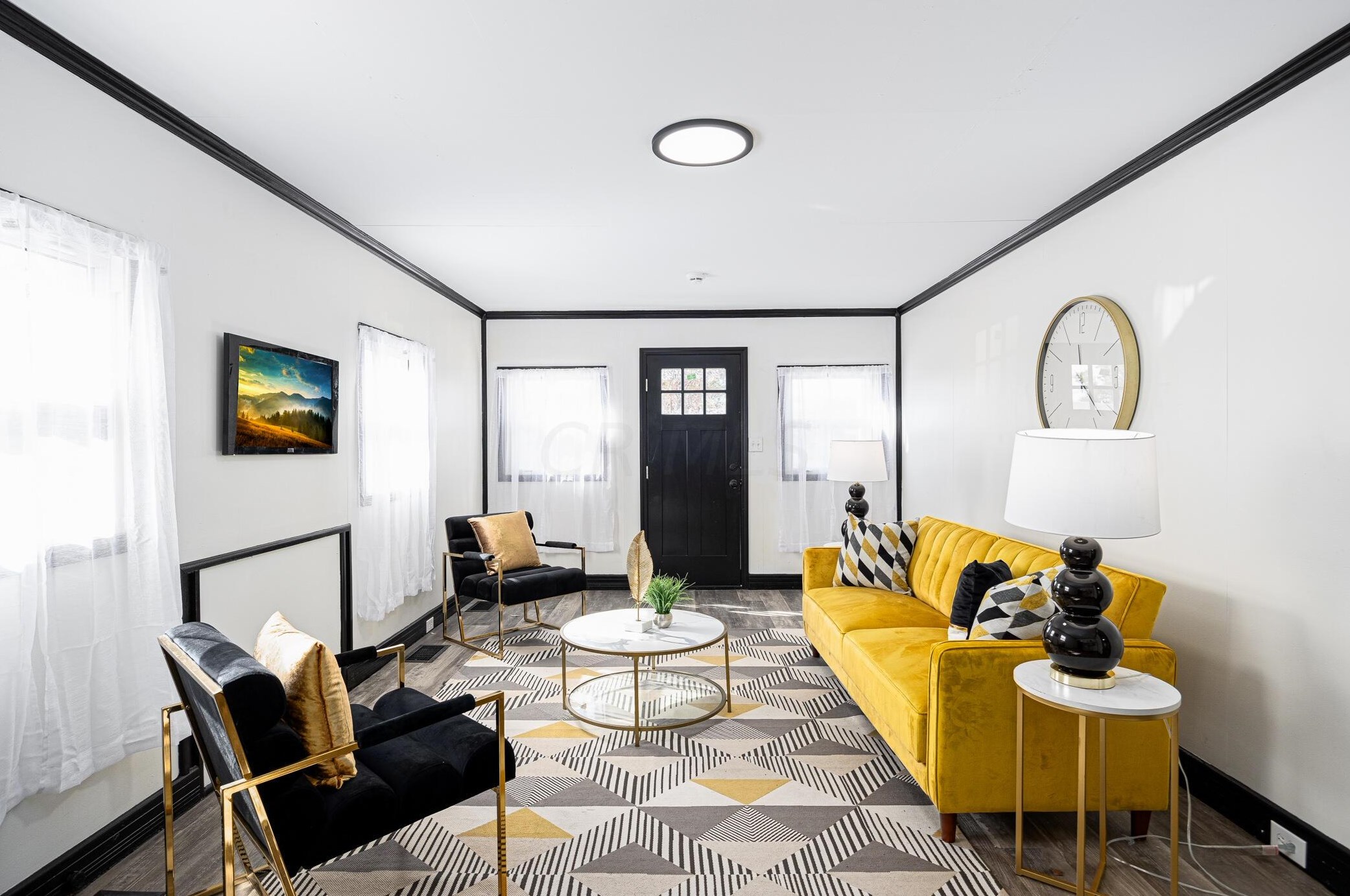 924 James Rd, Columbus OH  43227-1070 exterior