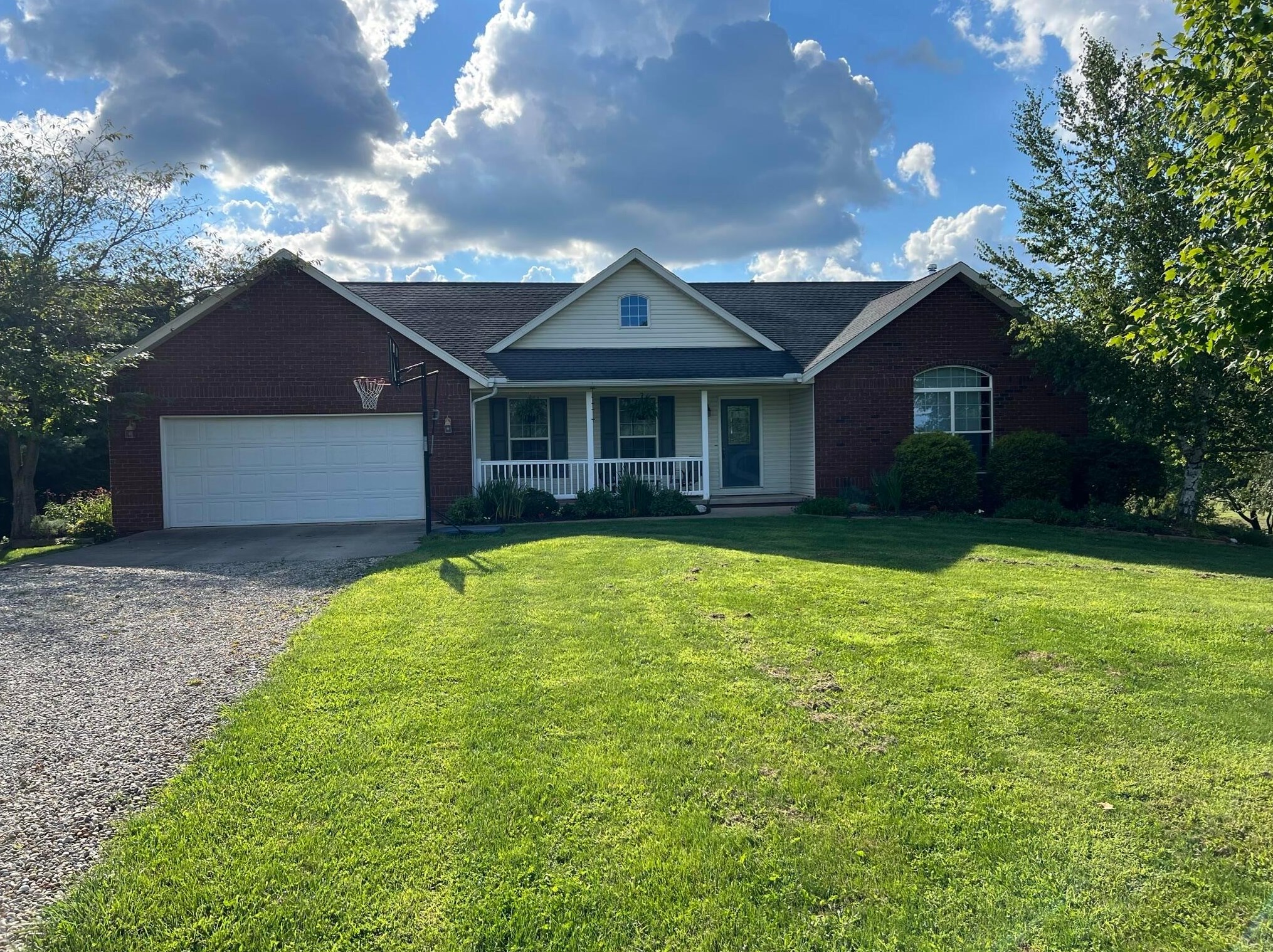 11463 Colwill Rd, Gambier, OH 43022