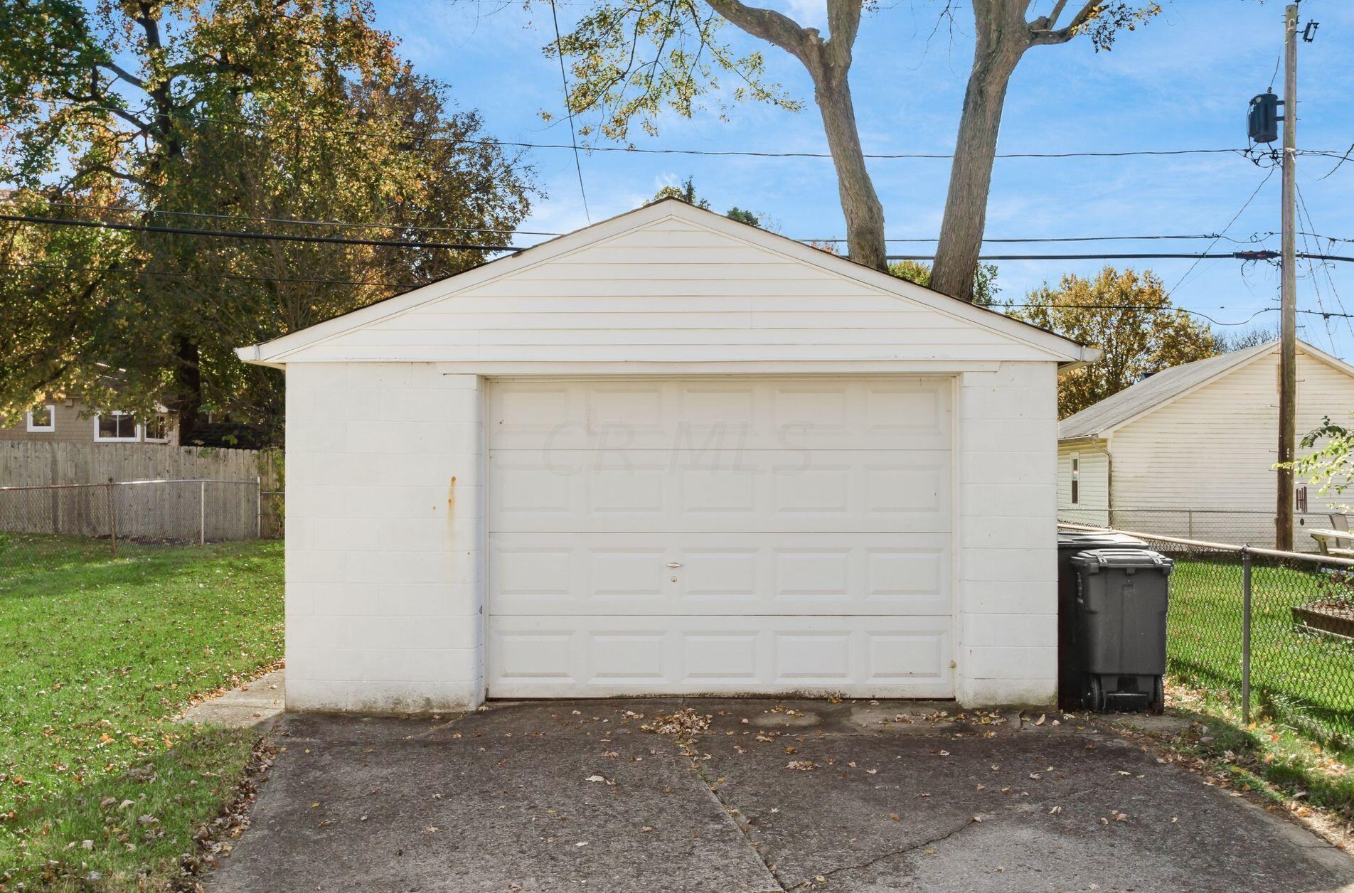 265 Chase Rd, Columbus OH 43214-1104 exterior