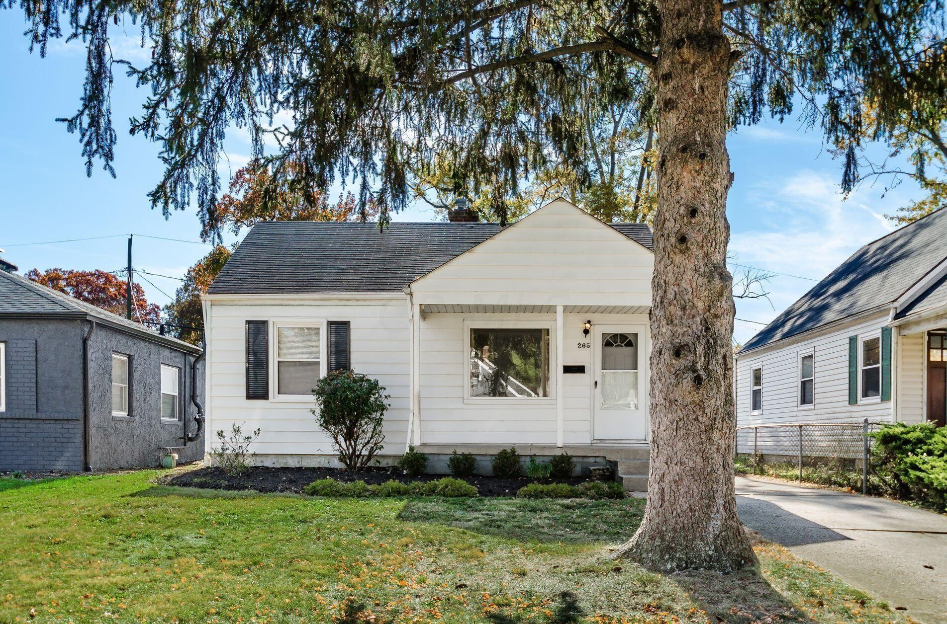 265 Chase Rd, Columbus OH 43214-1104 exterior